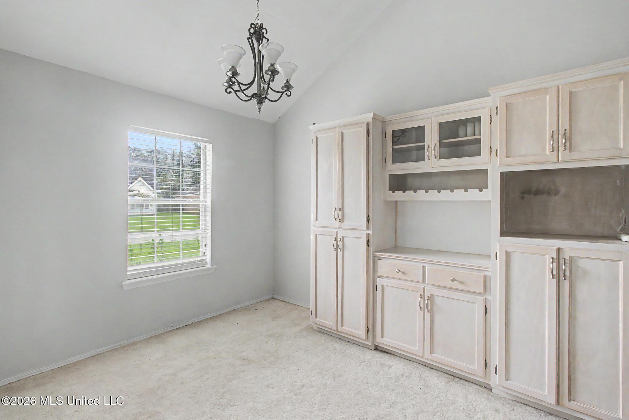 12221 Breezeway Circle Property Photo 16