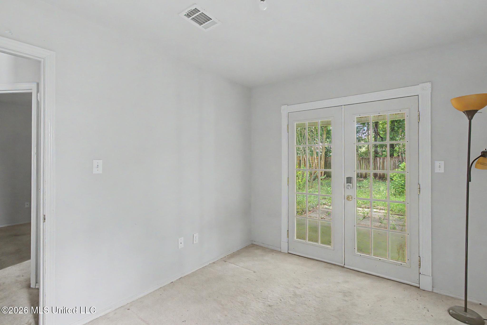12221 Breezeway Circle Property Photo 25