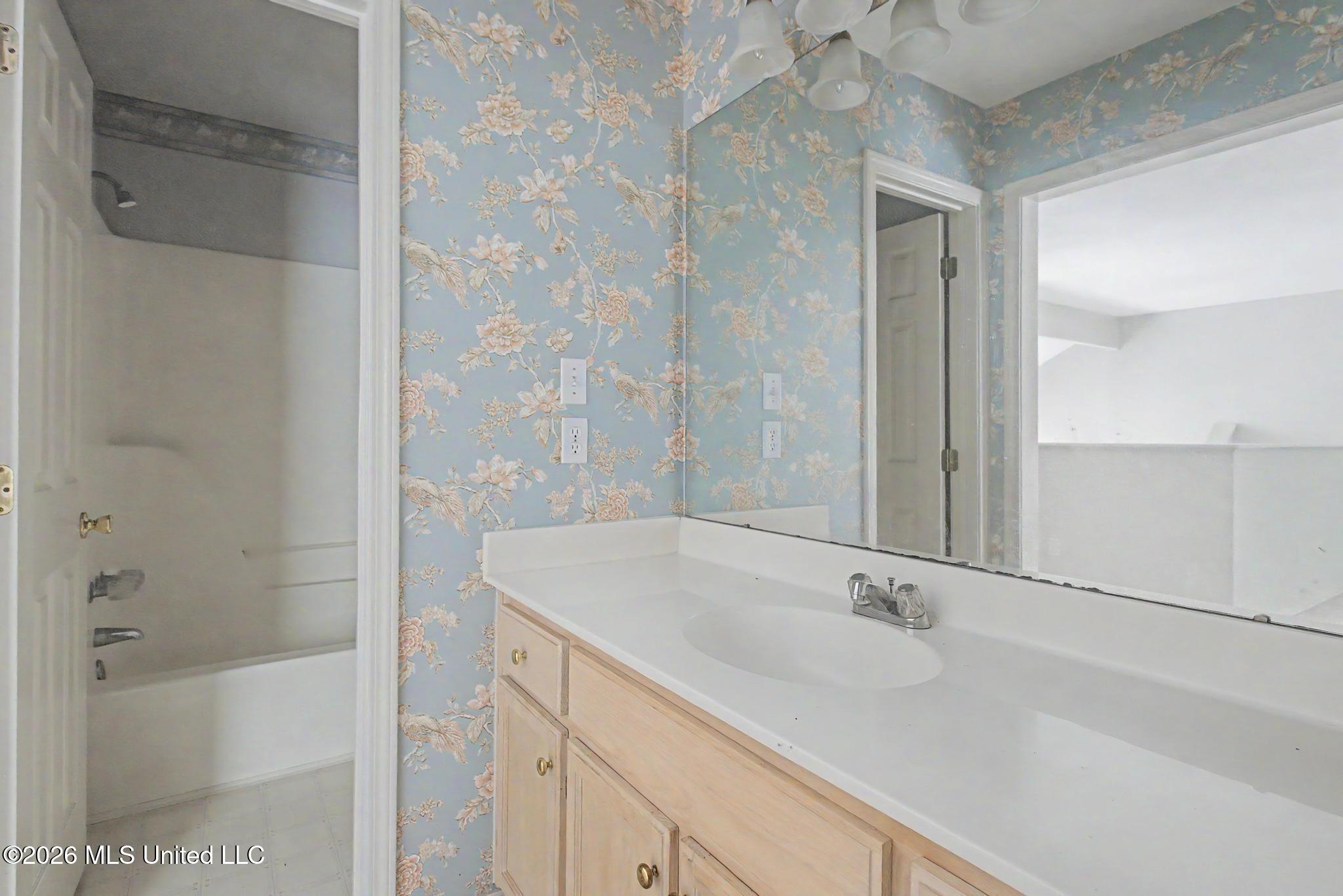 12221 Breezeway Circle Property Photo 31