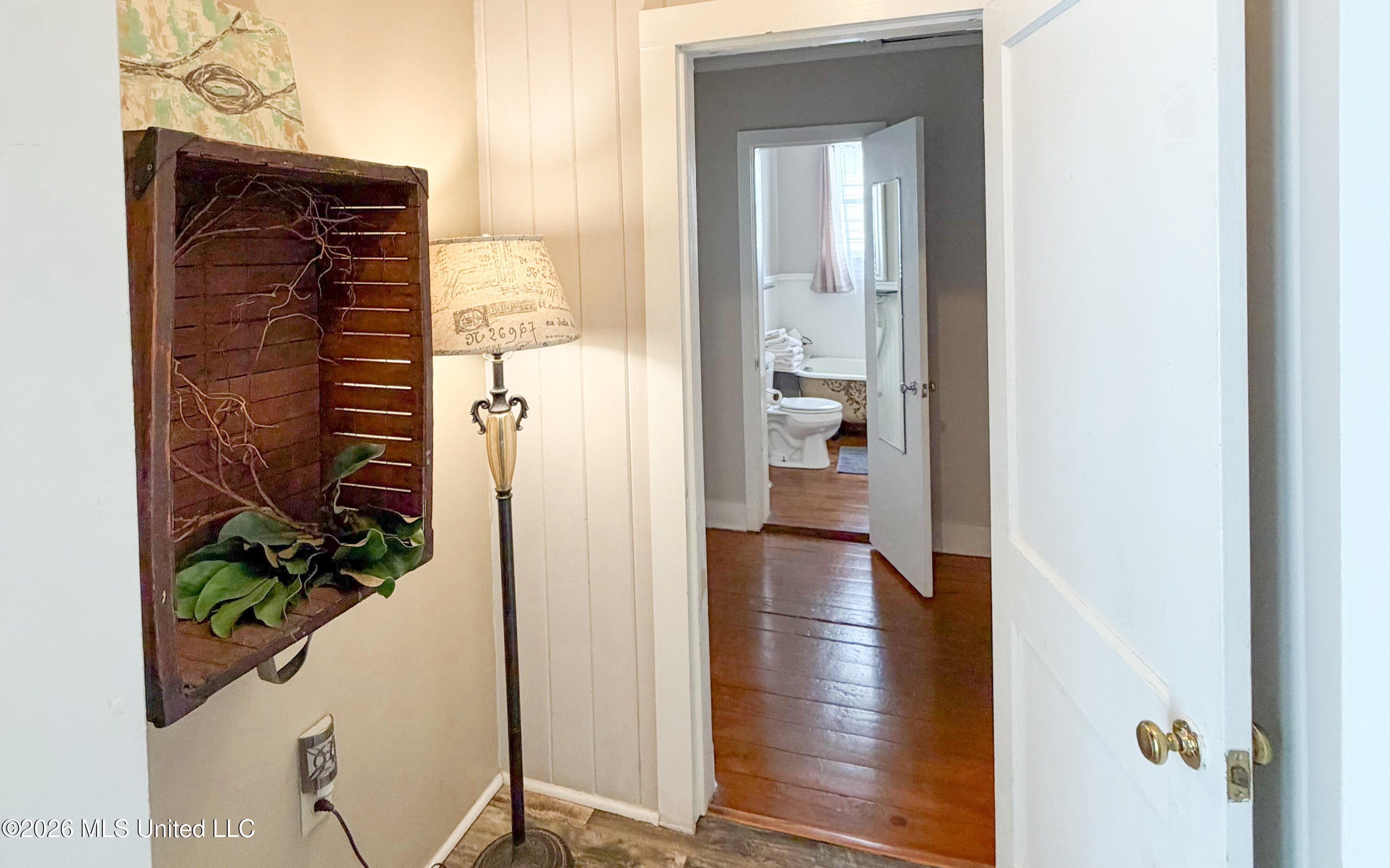 914 State Street Property Photo 24