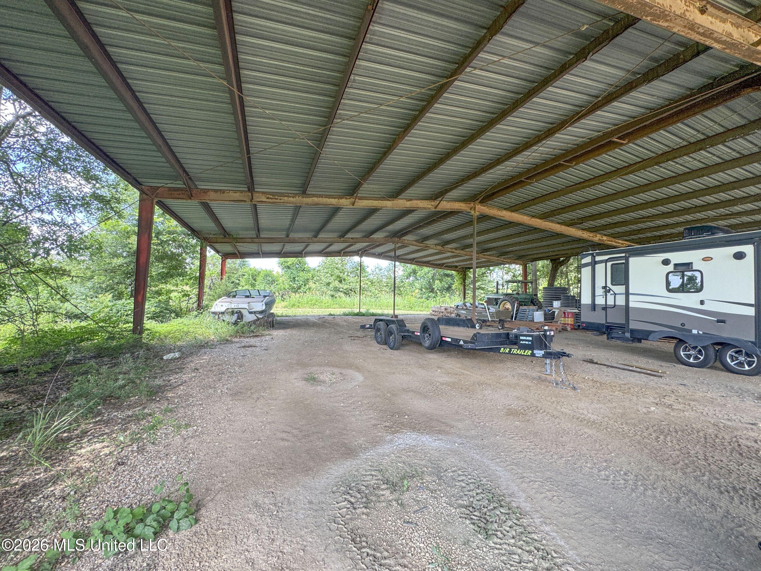 Dummyline Road Property Photo 57