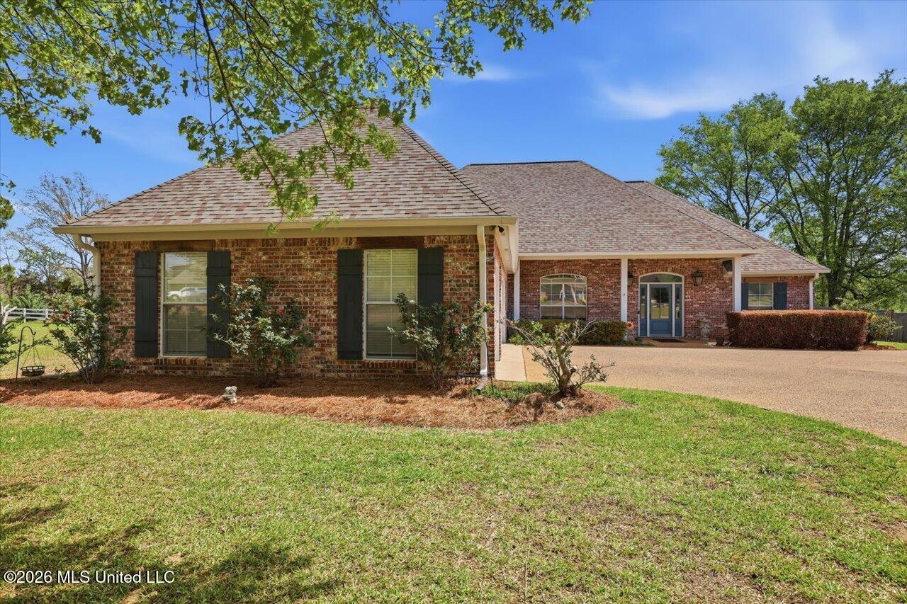 150 Sagefield Square Property Photo 1