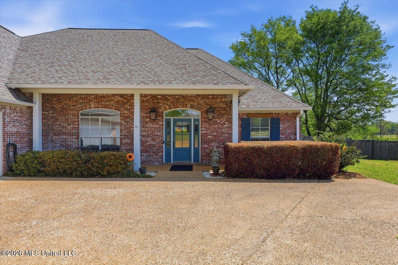 150 Sagefield Square Property Photo 3