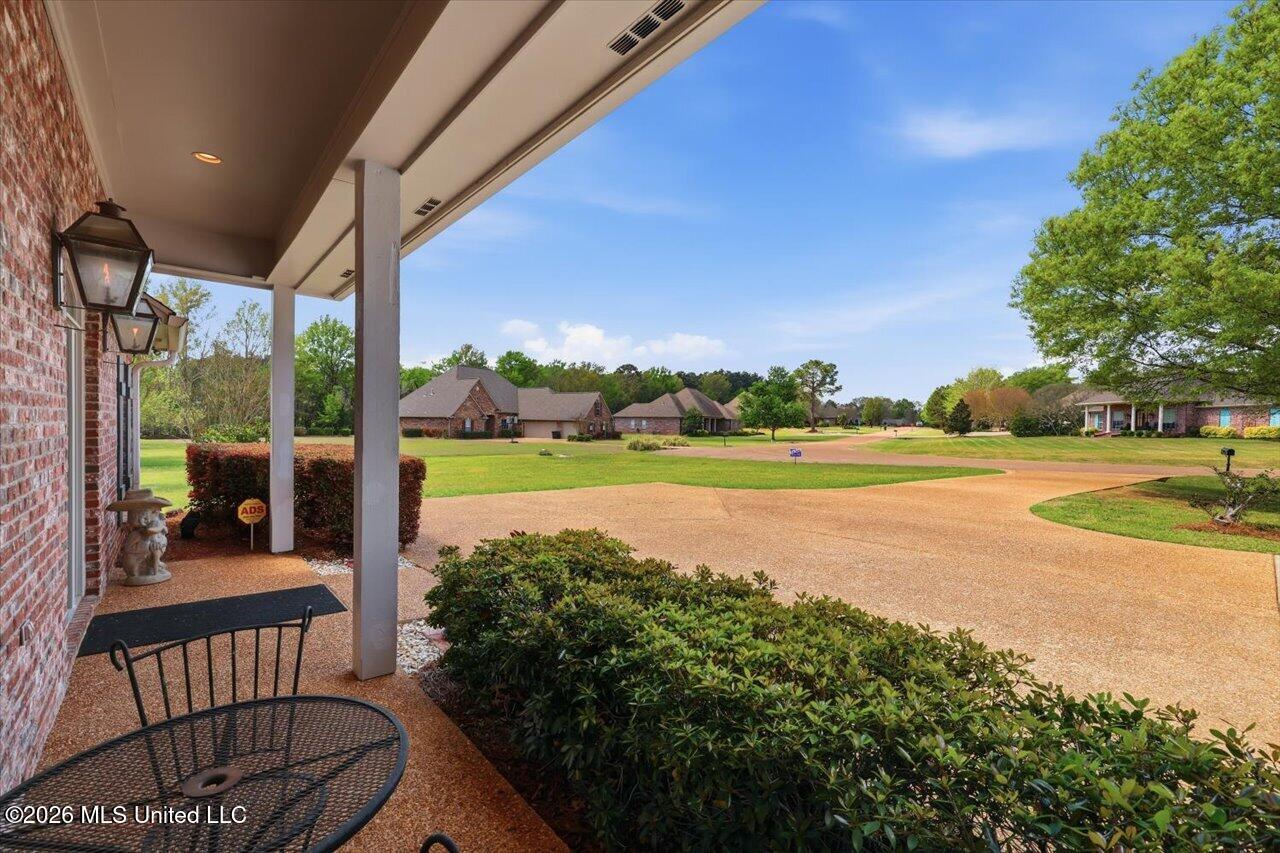 150 Sagefield Square Property Photo 4