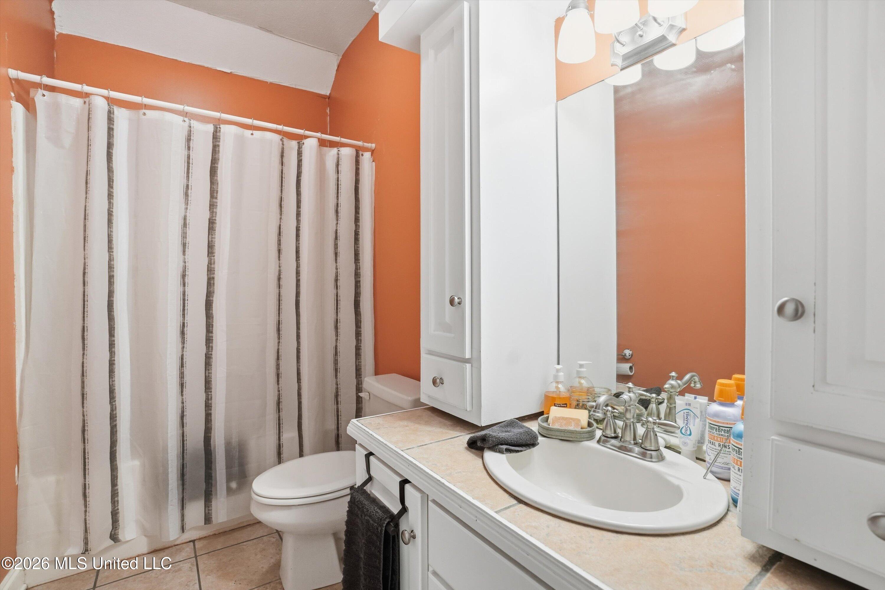 2044 Elizabeth Chapman Drive Property Photo 33