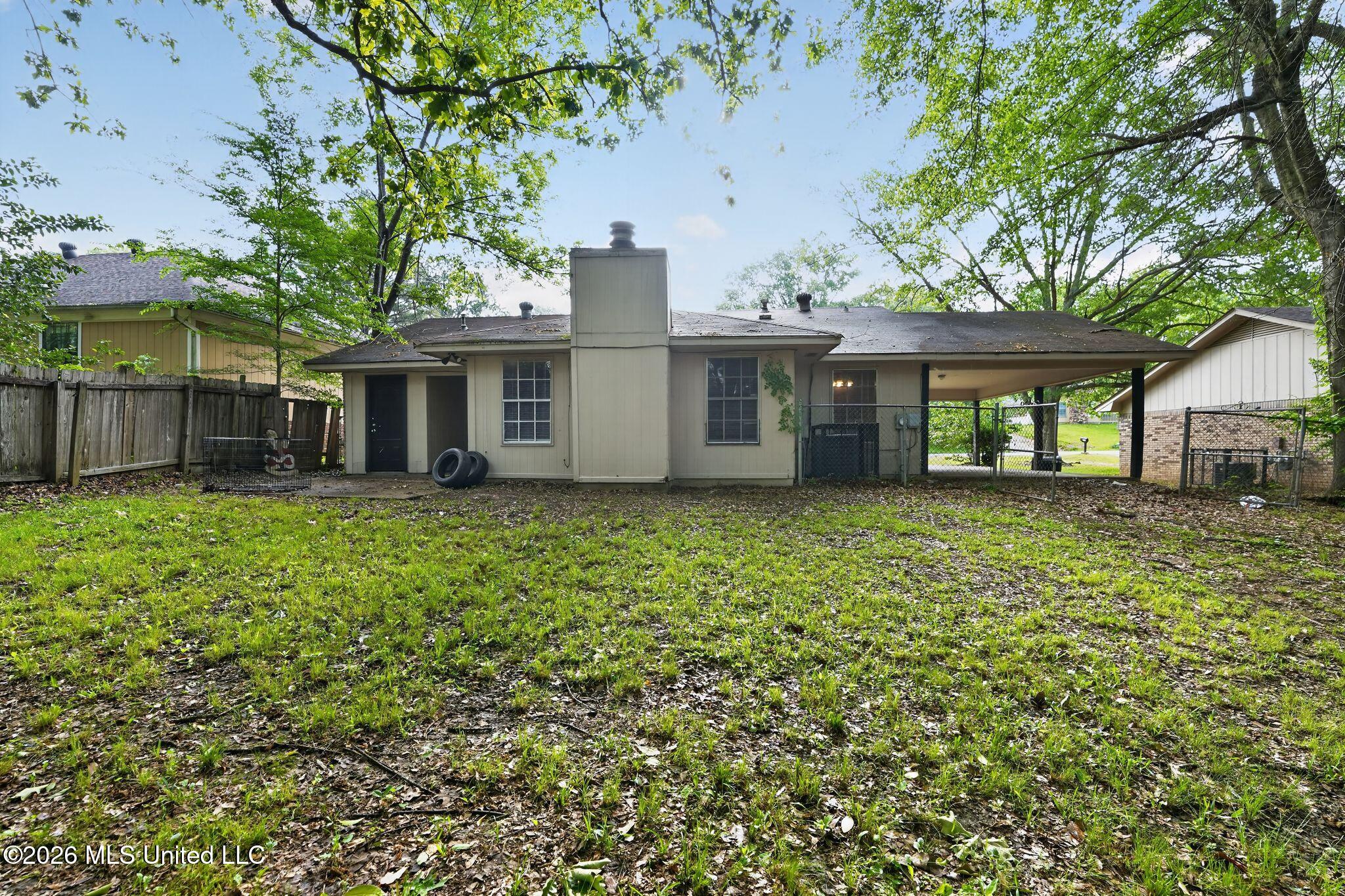 2137 Thousand Oaks Drive Property Photo 4