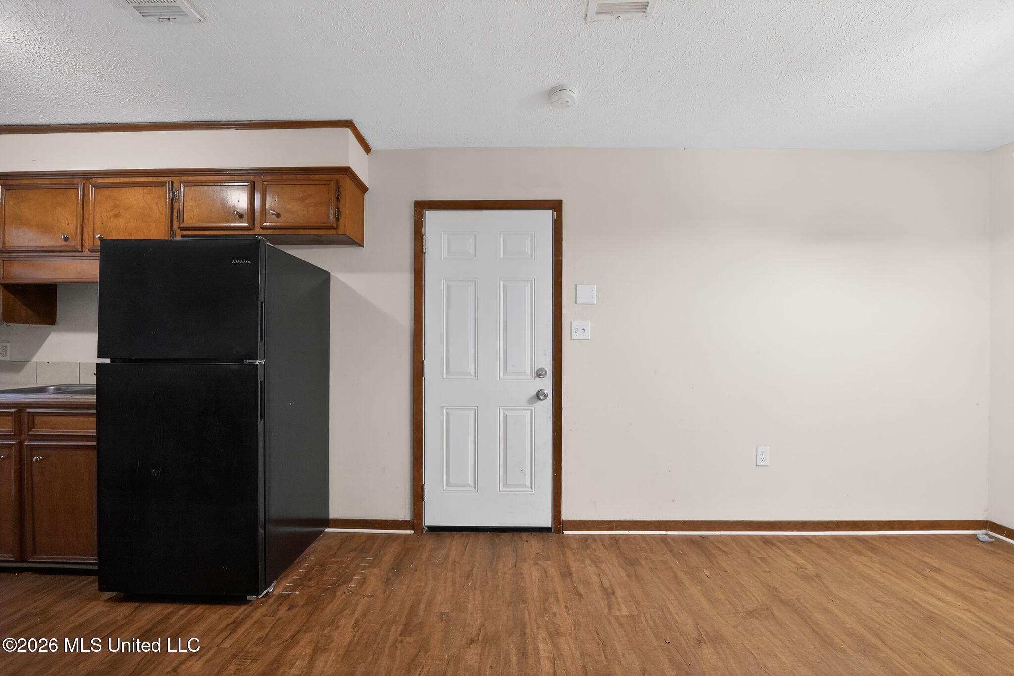 2137 Thousand Oaks Drive Property Photo 14