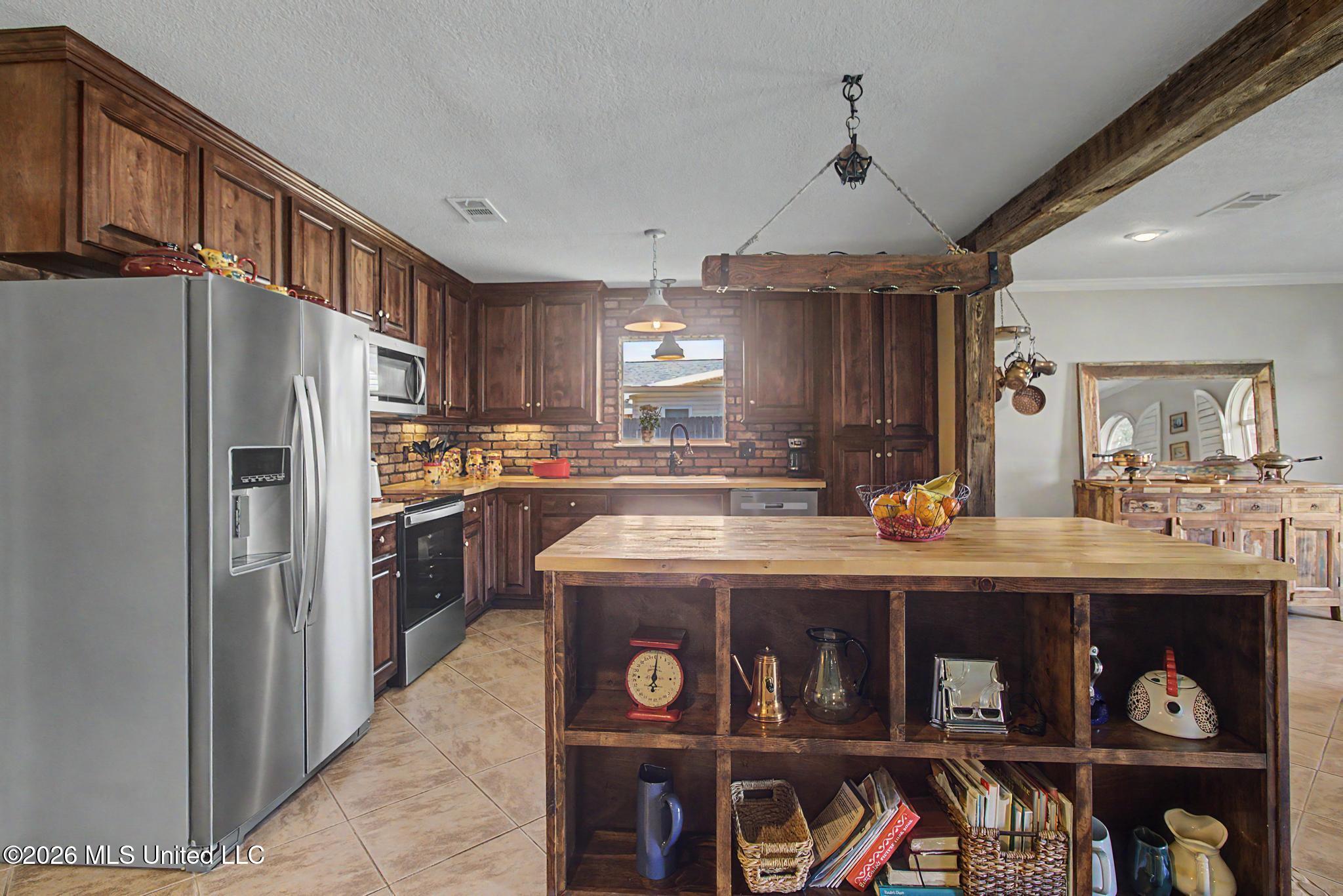 615 N Haven Drive Property Photo 10