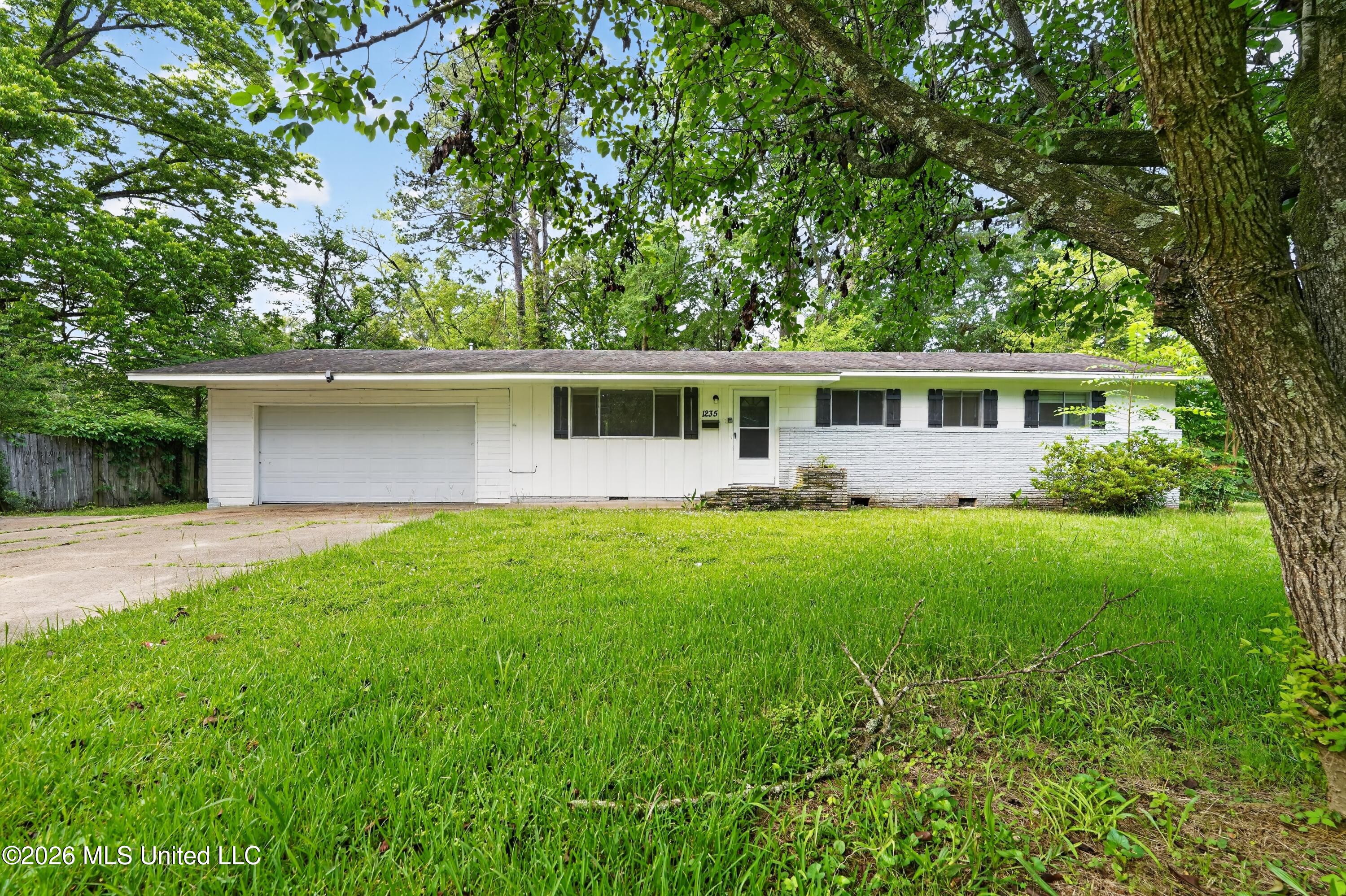 1235 Adkins Boulevard Property Photo 1