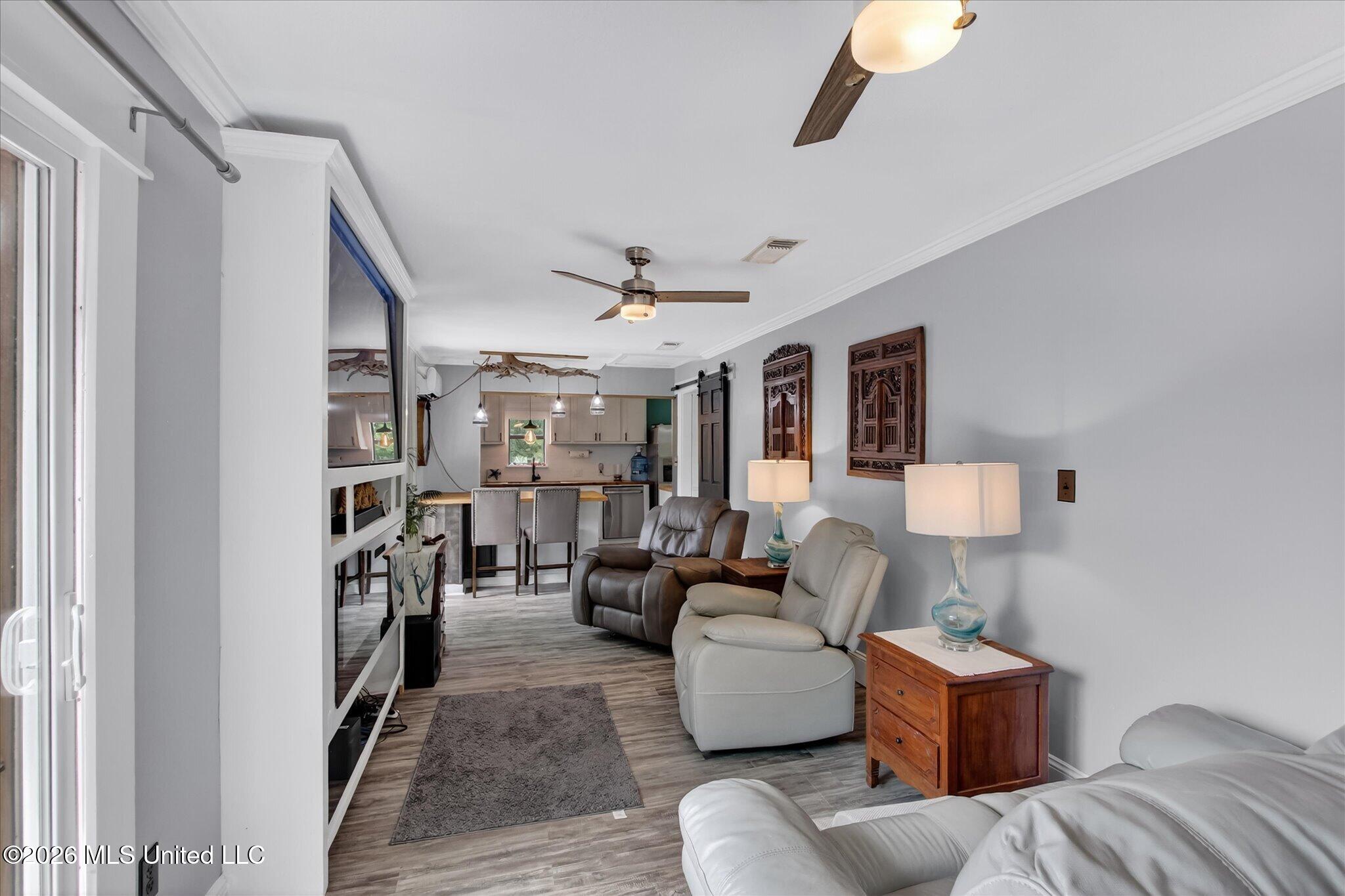 309 Beverly Street Property Photo 12