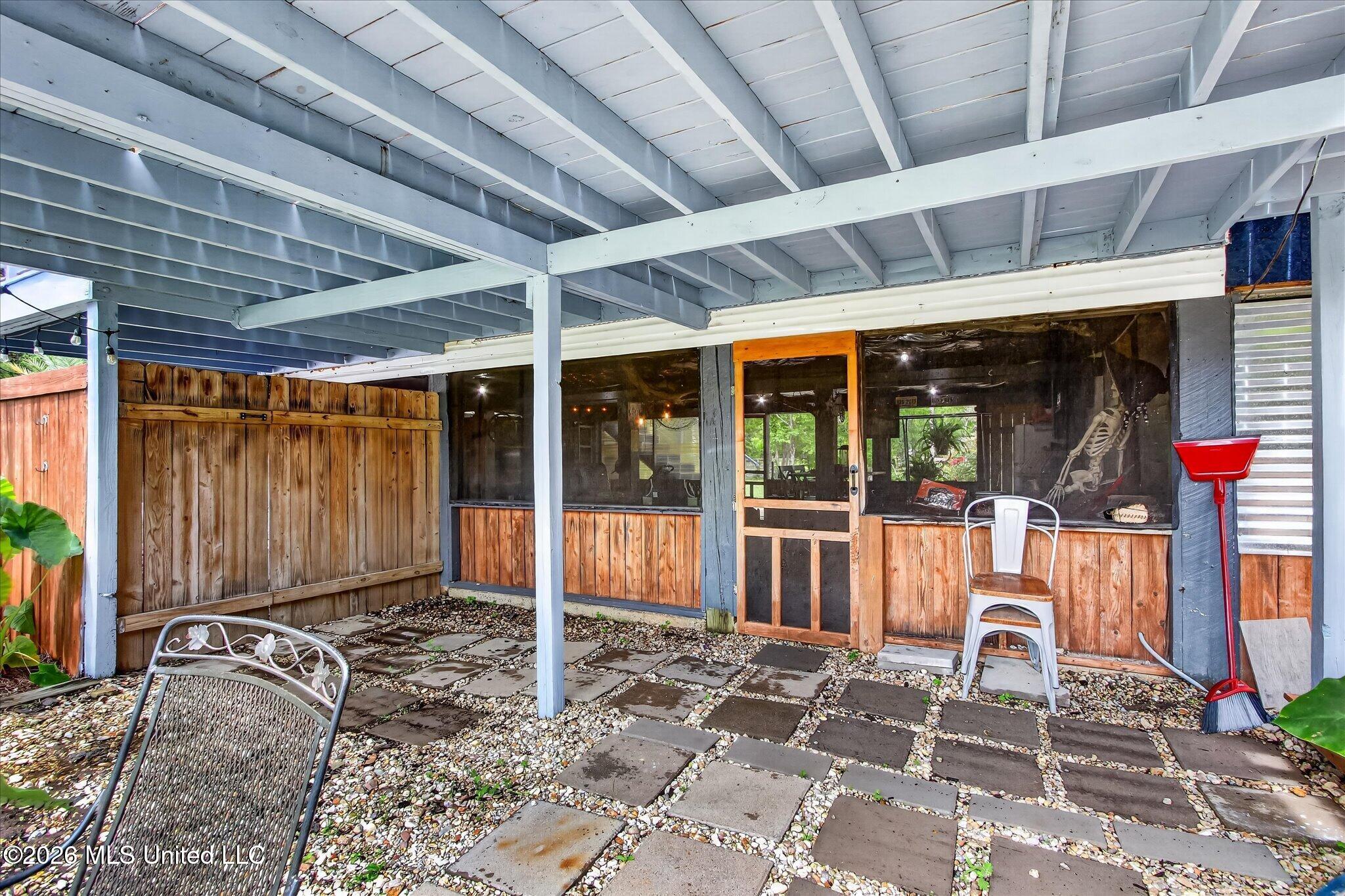 309 Beverly Street Property Photo 37