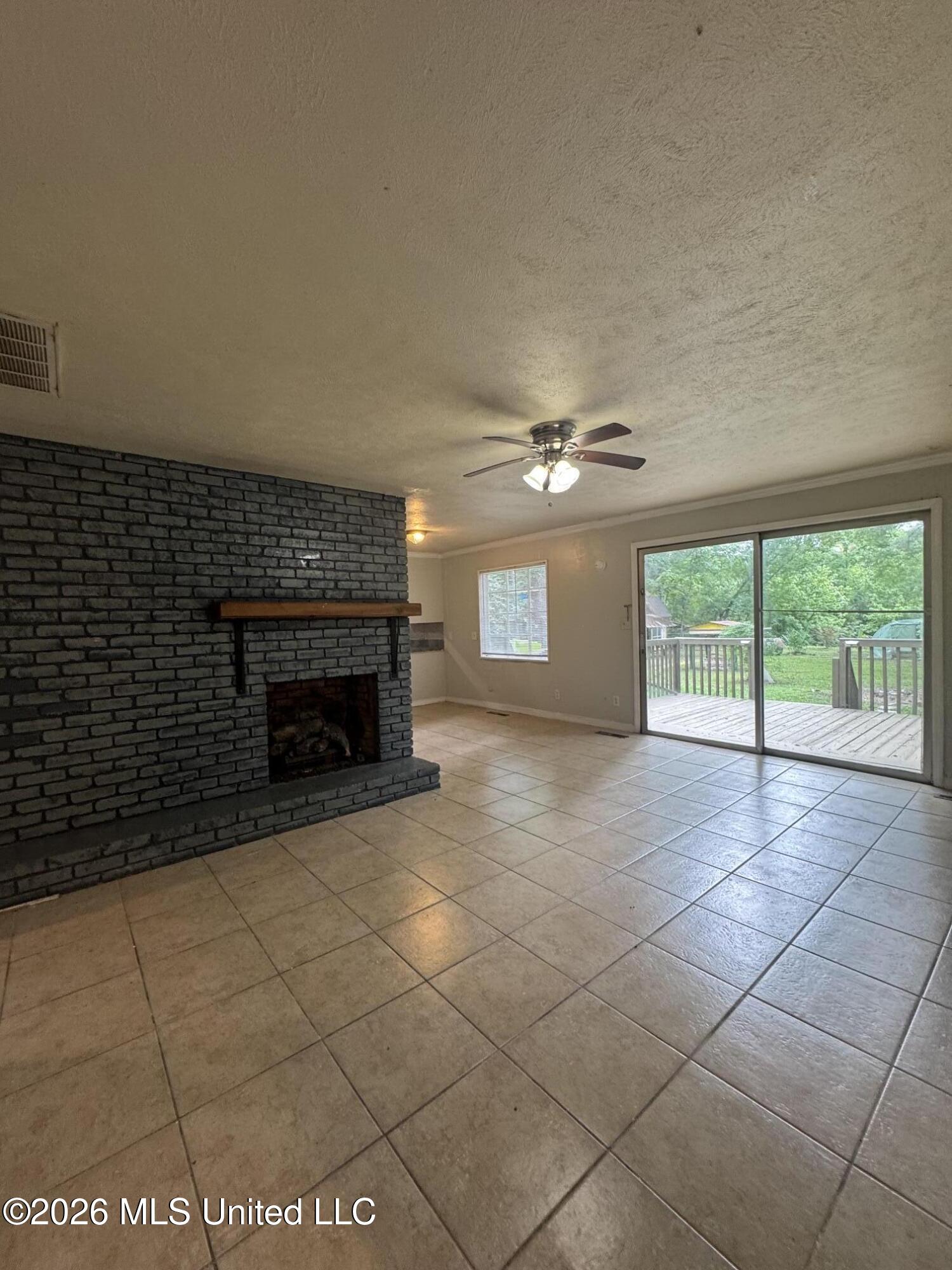 119 S Canton Club Circle Property Photo 6