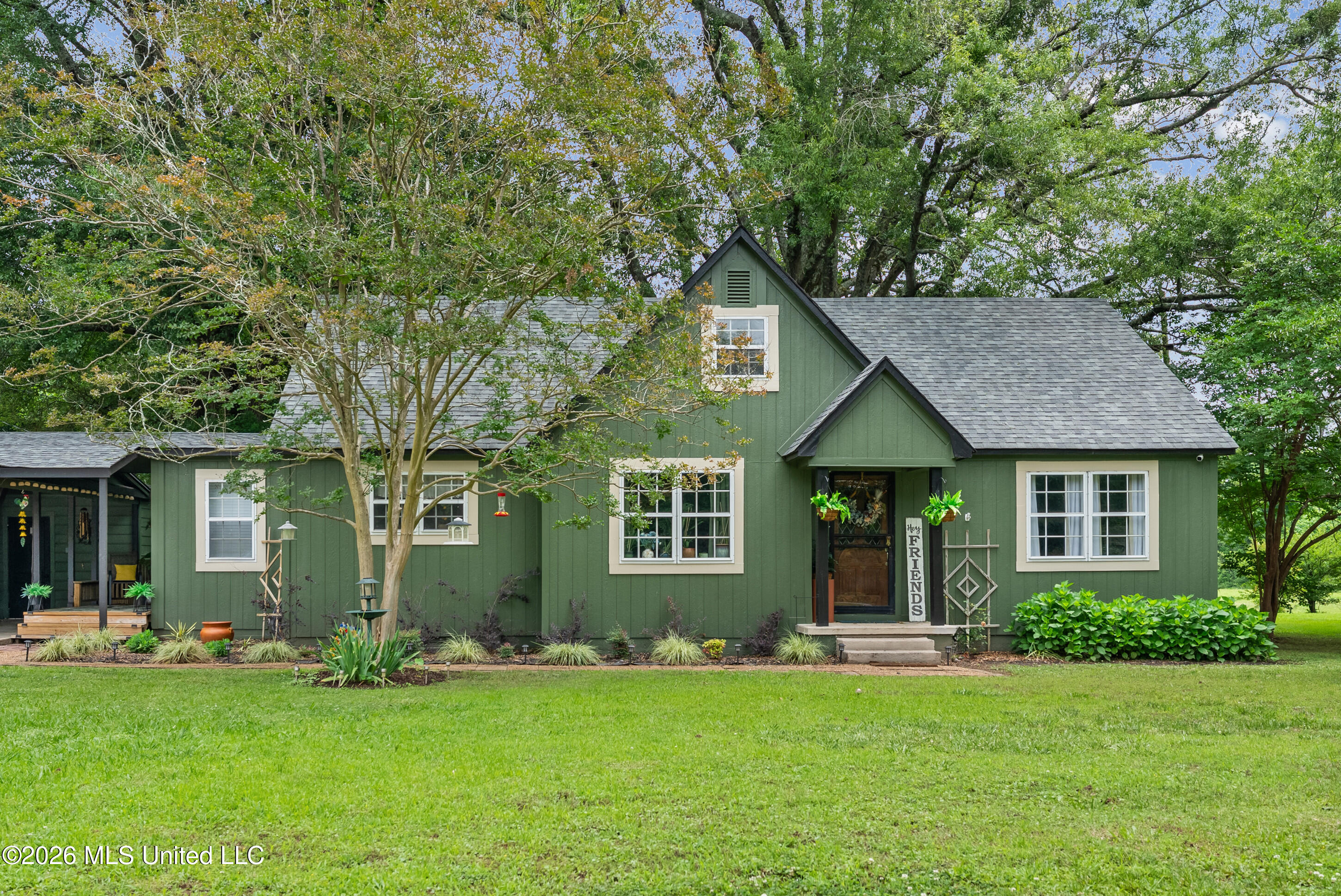258 N Main Street