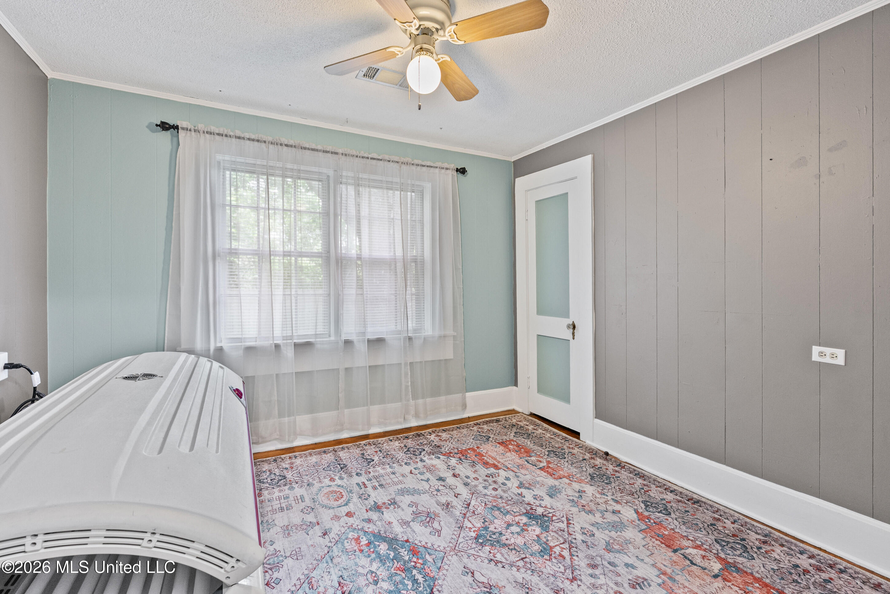 258 N Main Street Property Photo 15