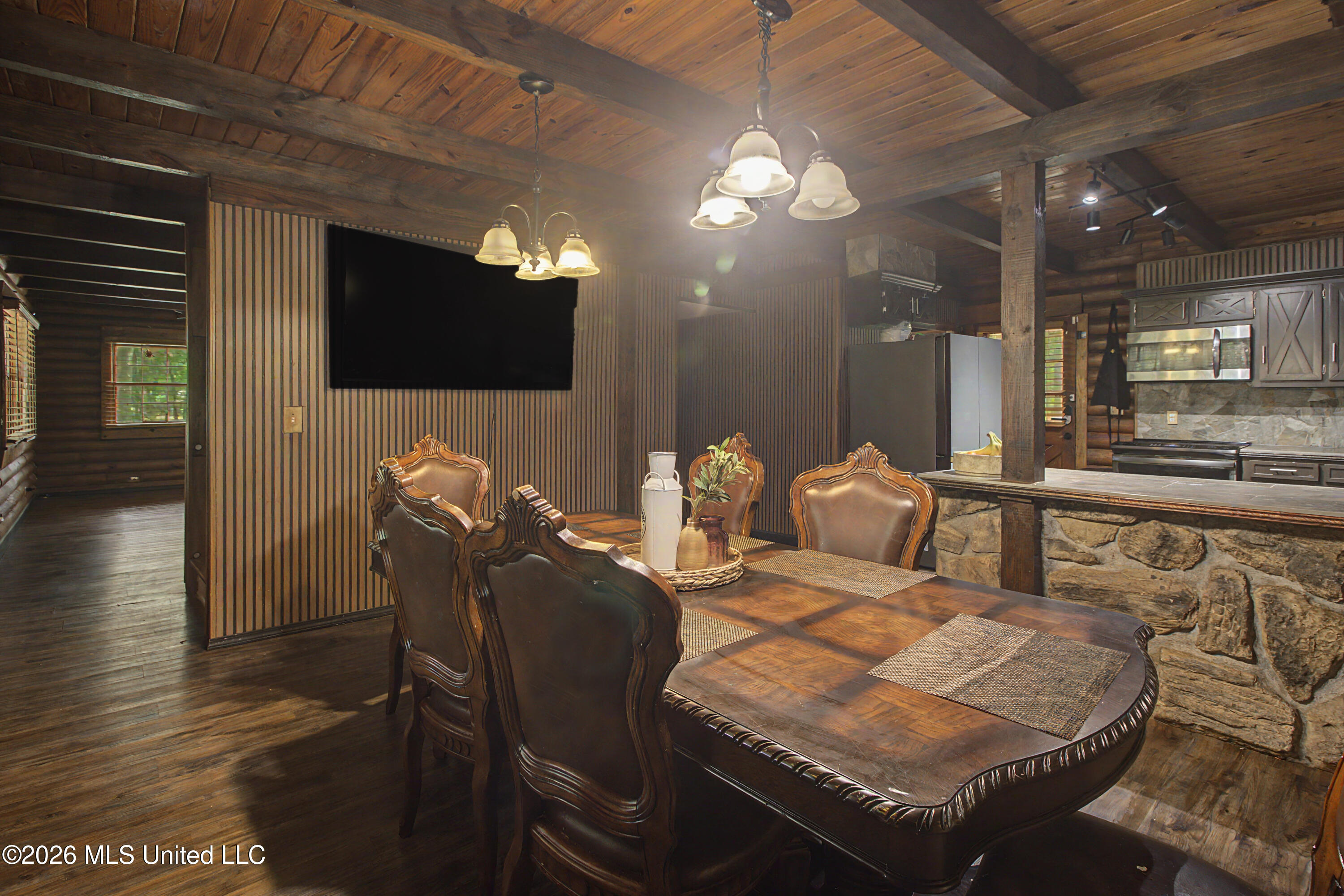 11021 Johns Bayou Road Property Photo 9