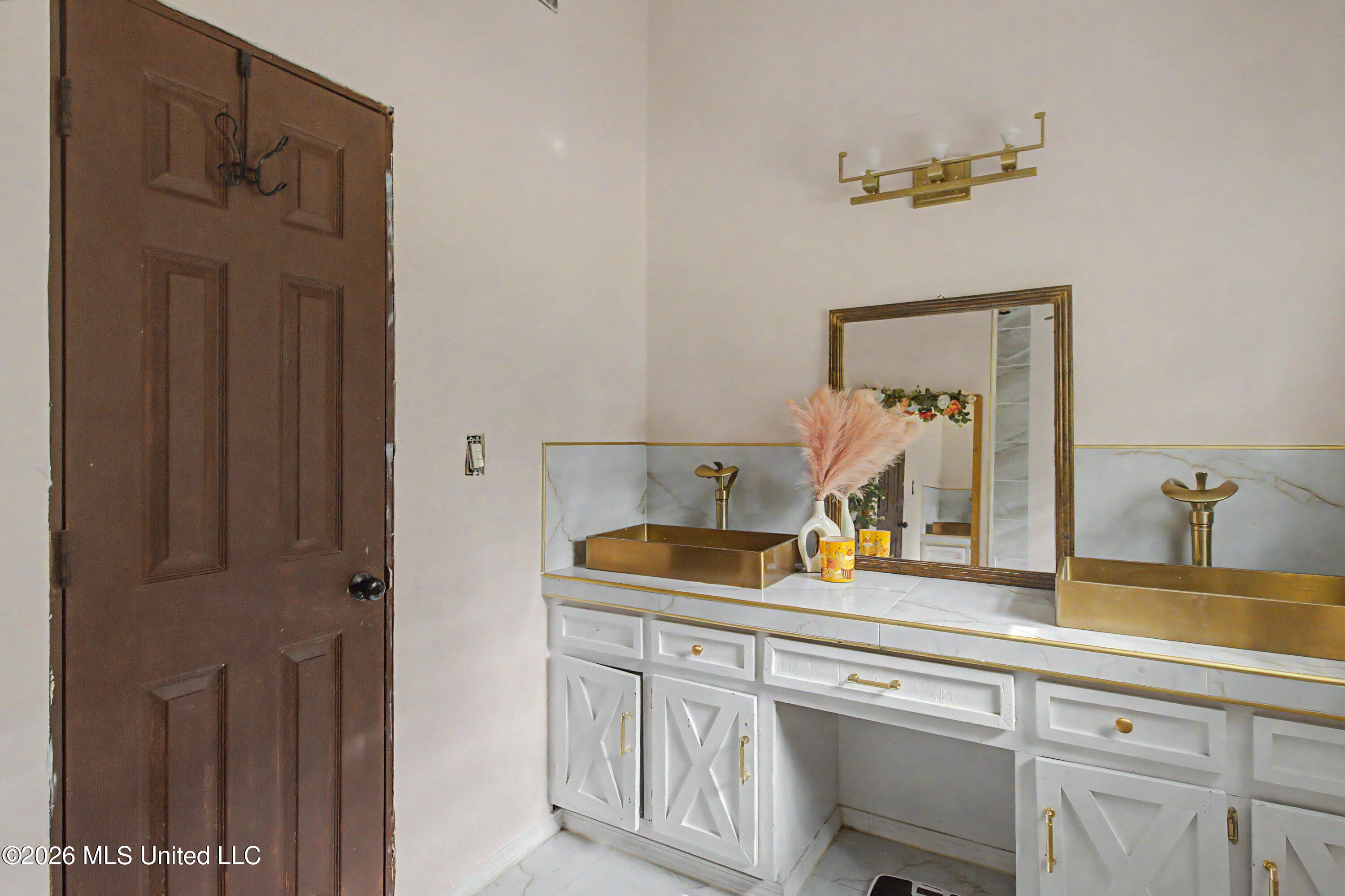 11021 Johns Bayou Road Property Photo 14