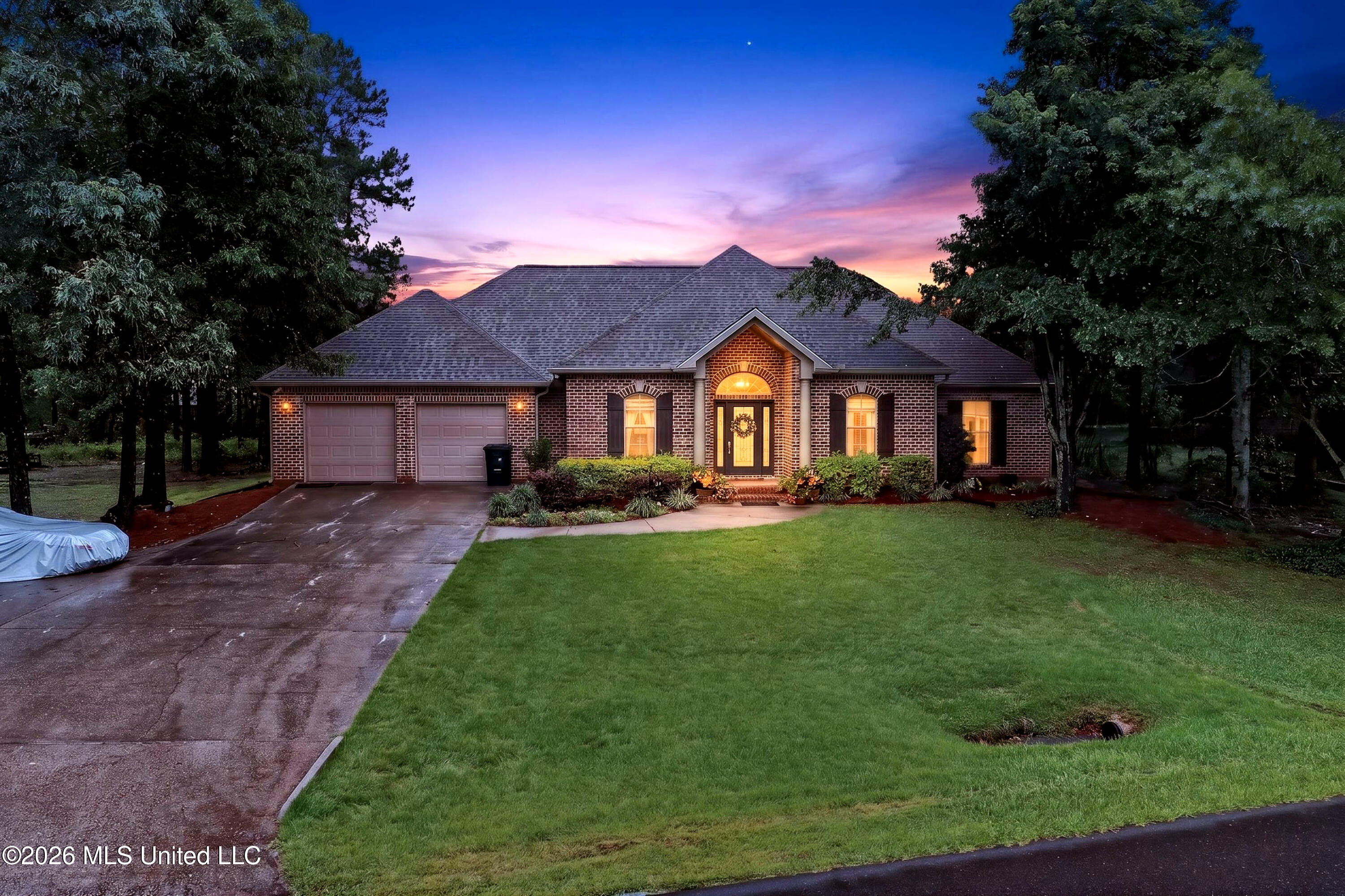 13 China Berry Circle Property Photo 1