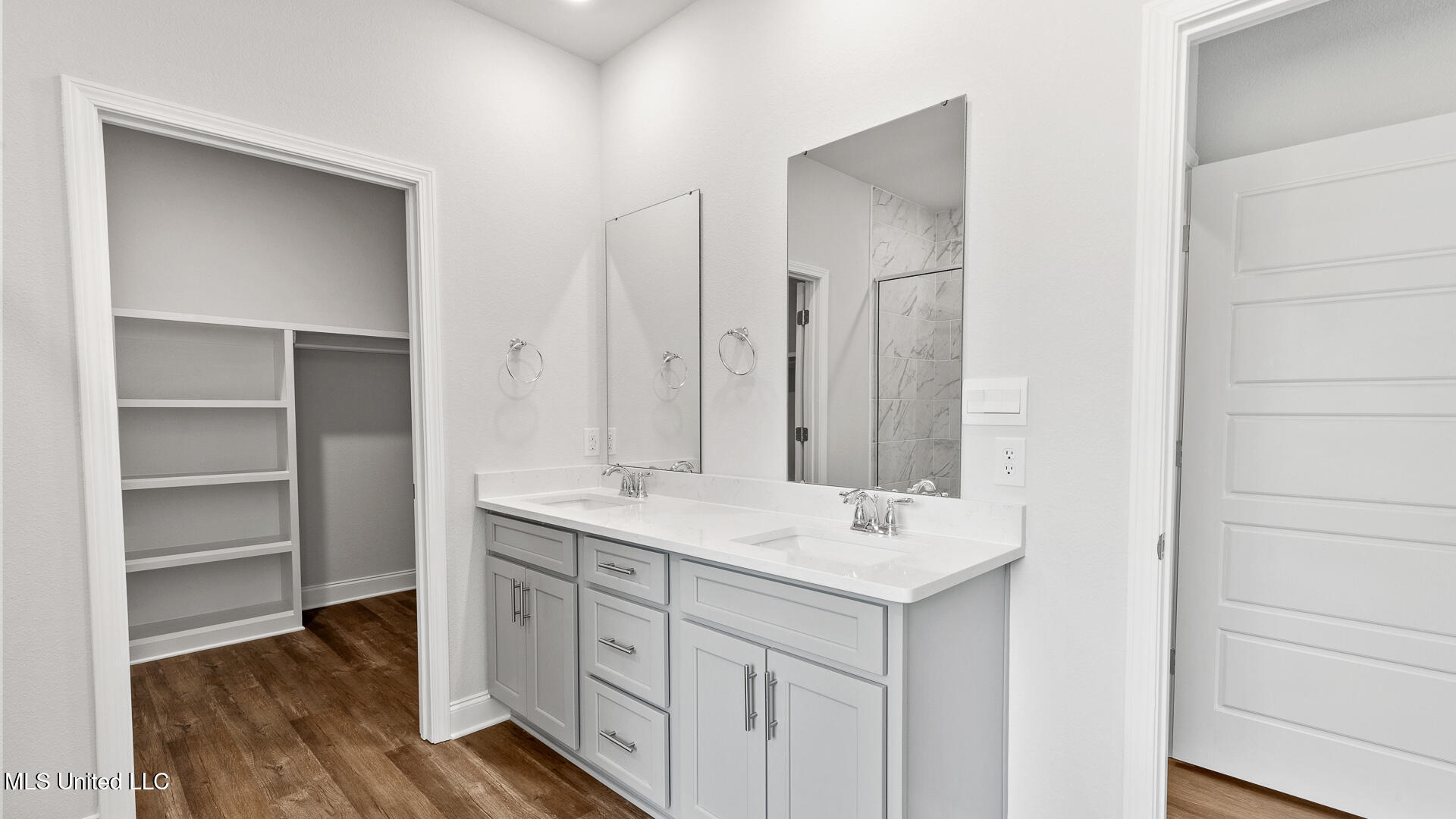 14216 Quill Avenue Property Photo 27