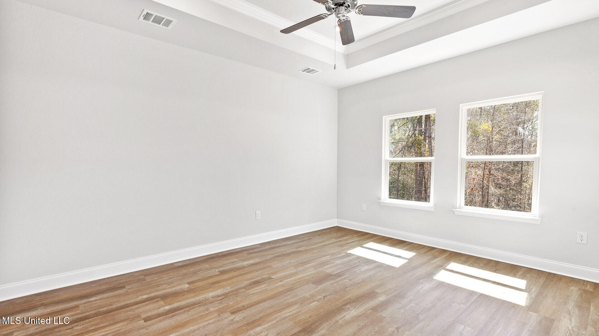 14216 Quill Avenue Property Photo 32
