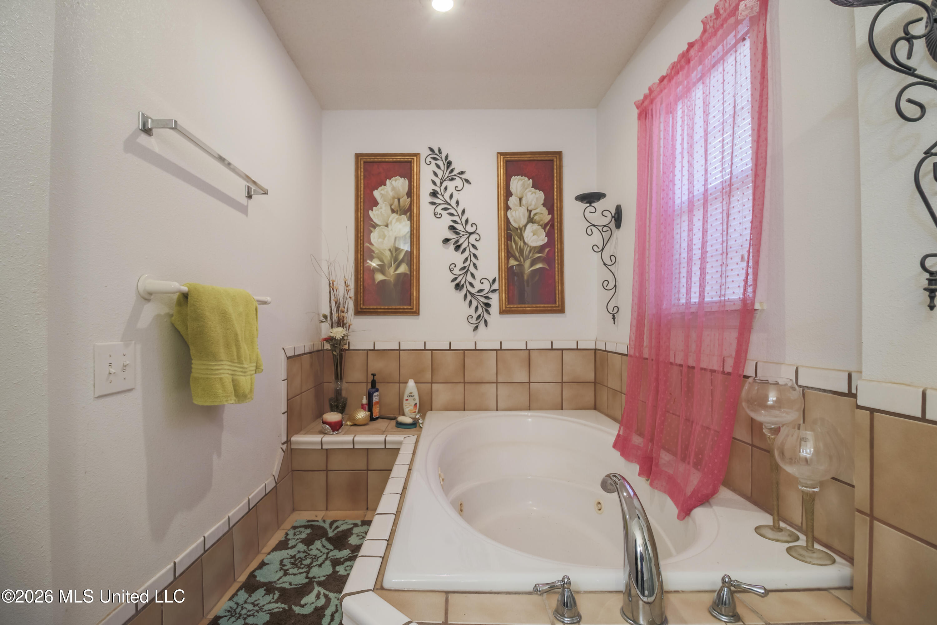 2540 George Street Property Photo 8