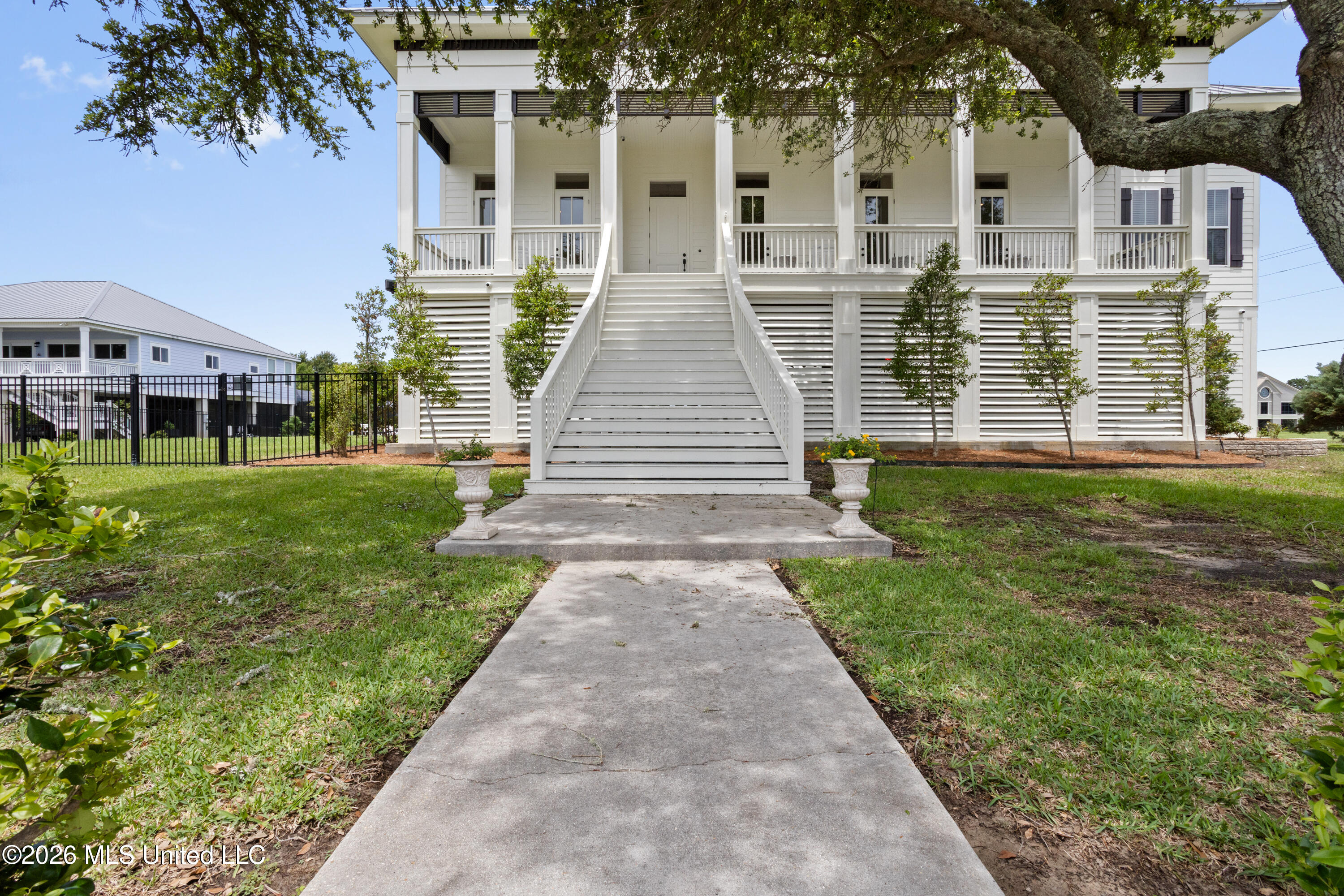 300 S Beach Boulevard Property Photo 2