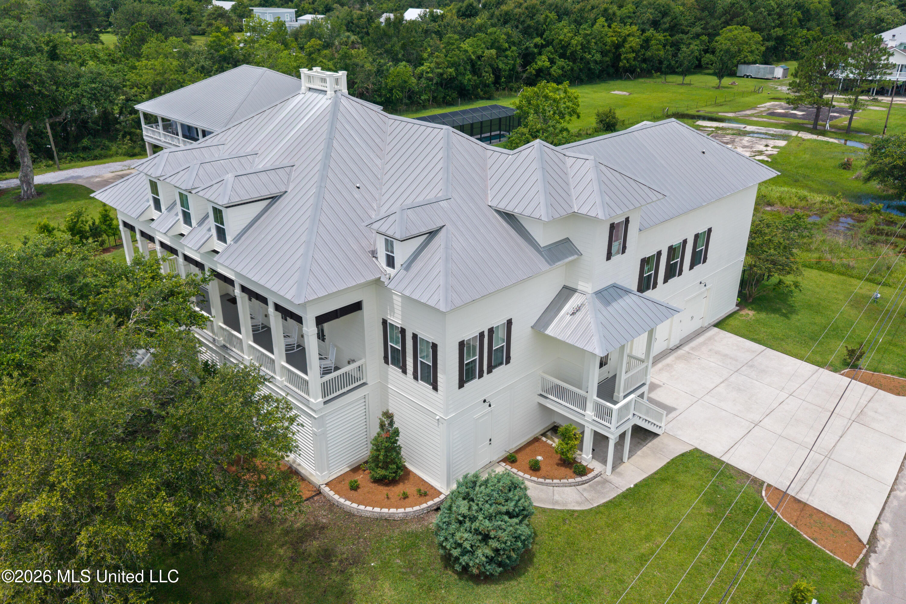 300 S Beach Boulevard Property Photo 6