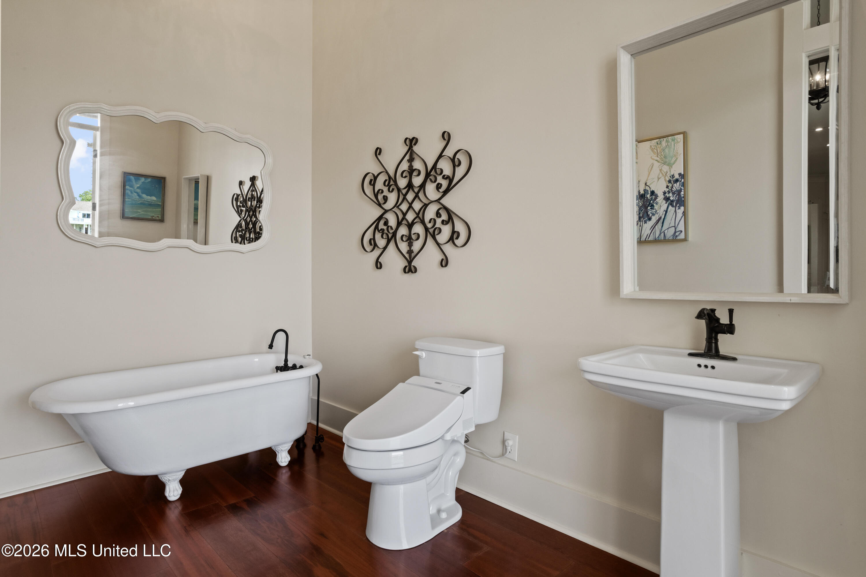 300 S Beach Boulevard Property Photo 36