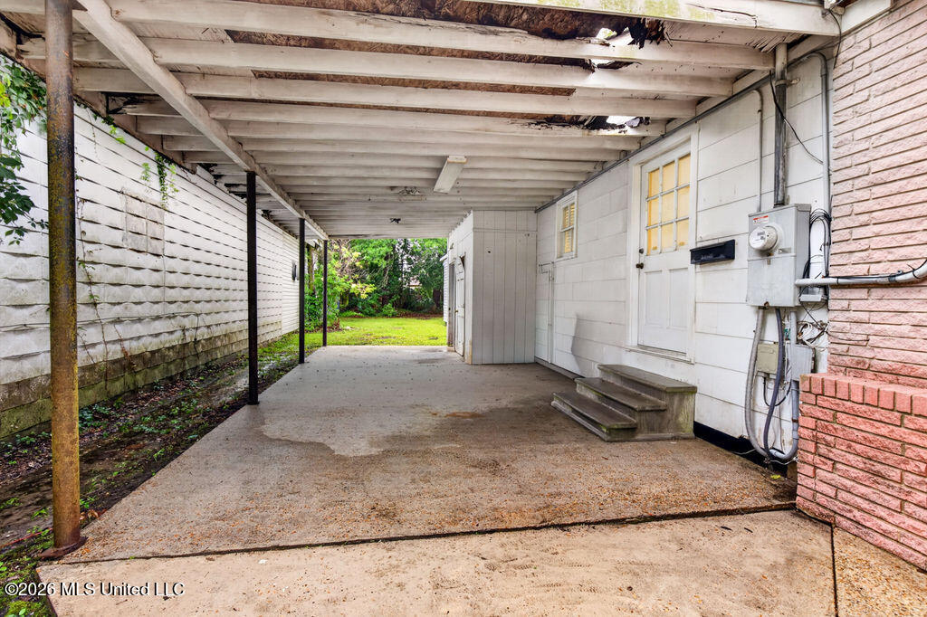 2414 Ingalls Avenue Property Photo 5