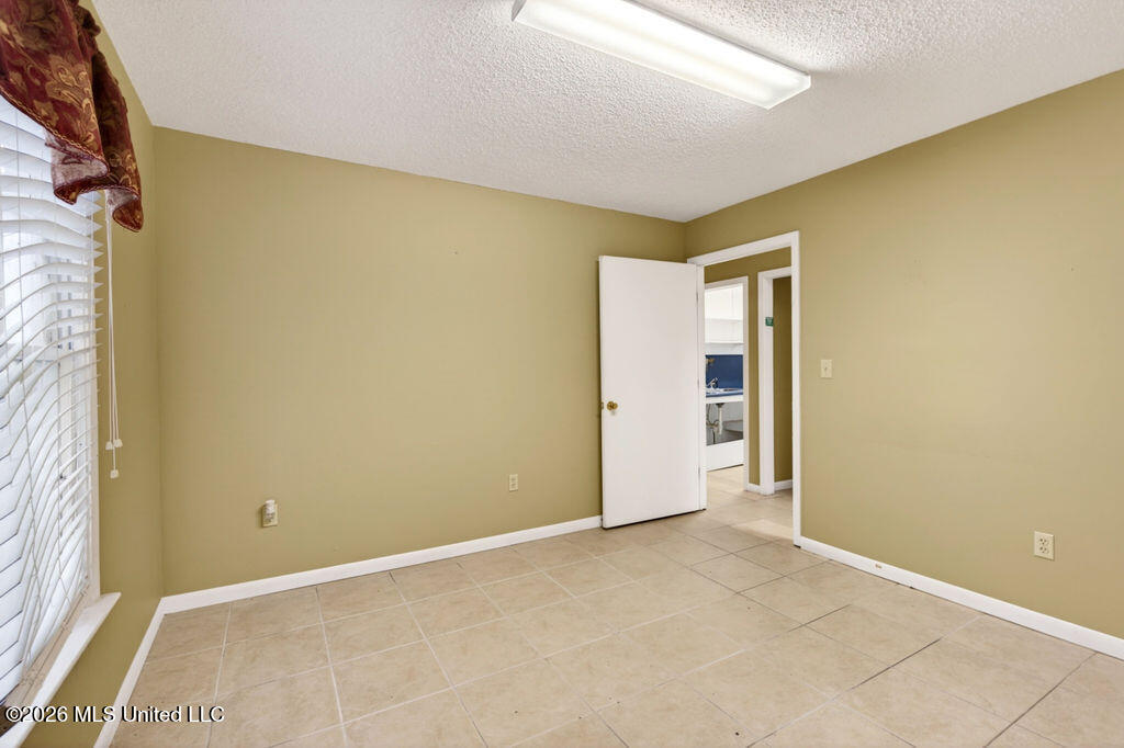 2414 Ingalls Avenue Property Photo 34