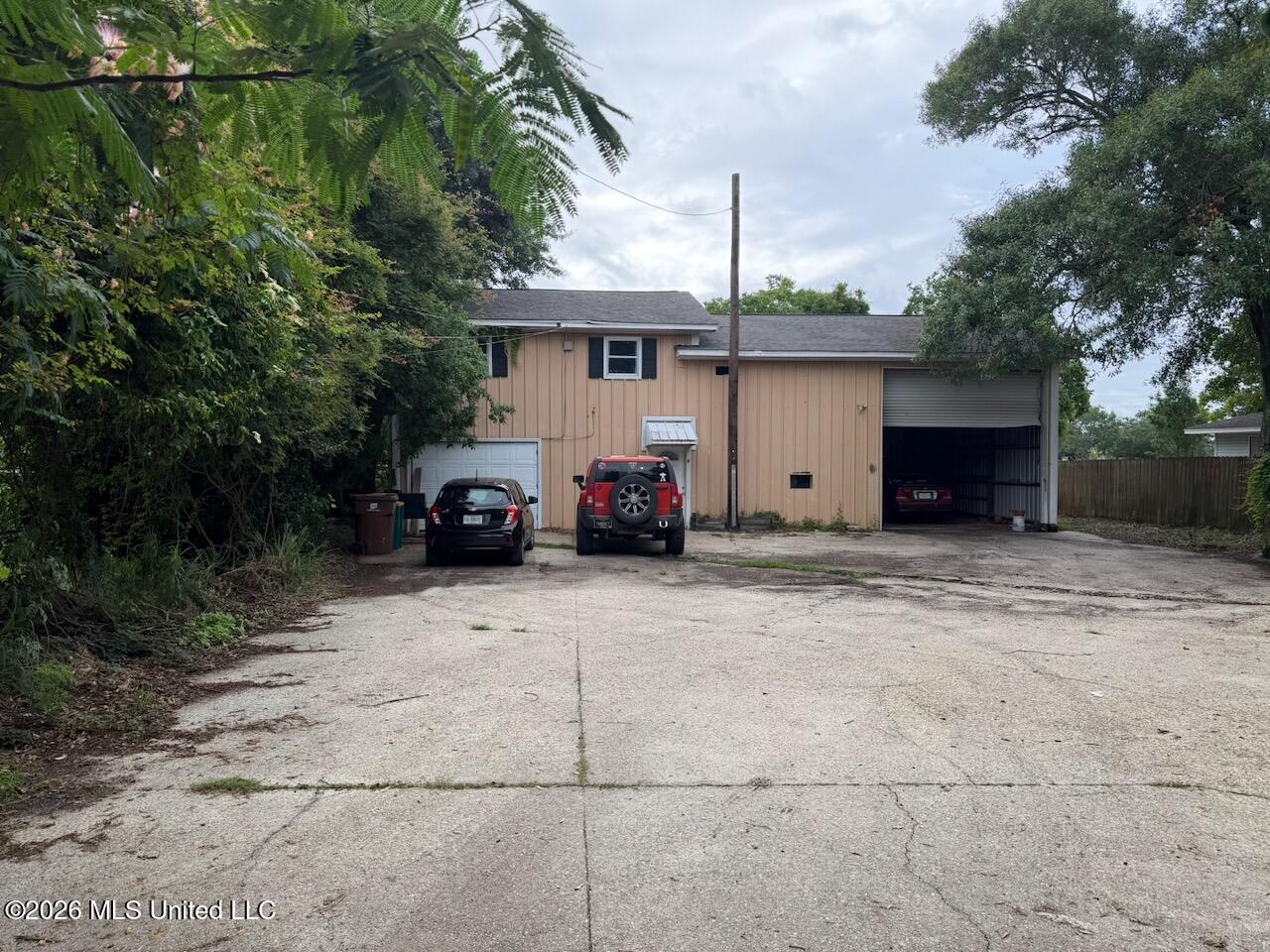 444 Klondyke Road Property Photo 4