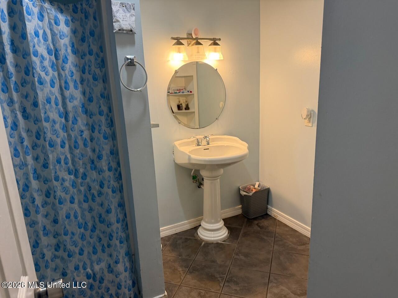 444 Klondyke Road Property Photo 12