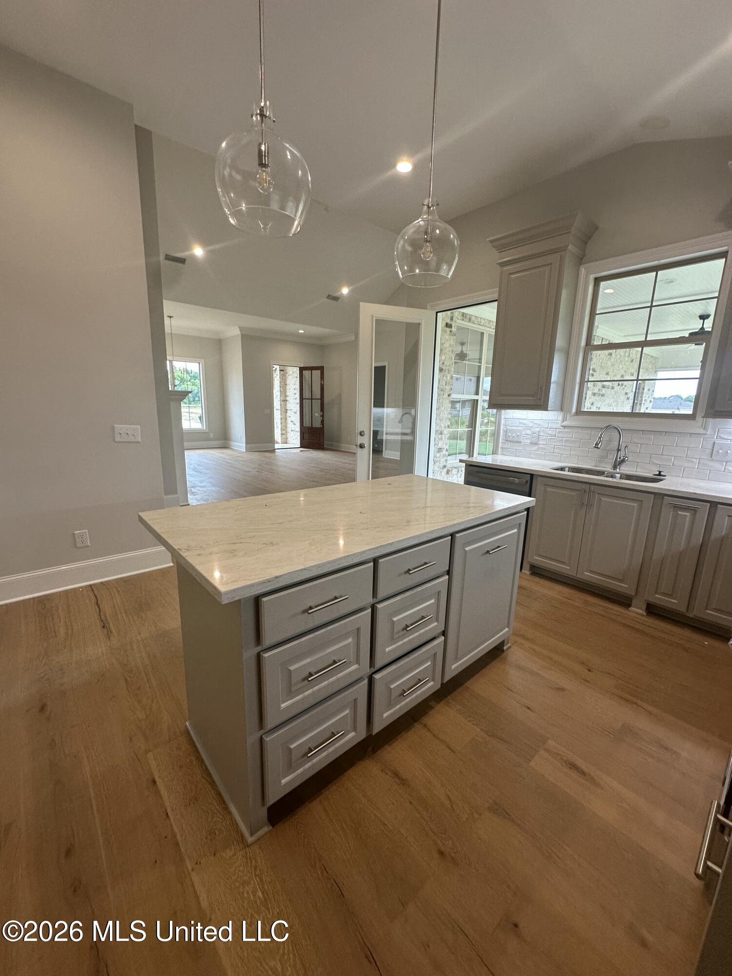 146 Mission Park Drive Property Photo 8