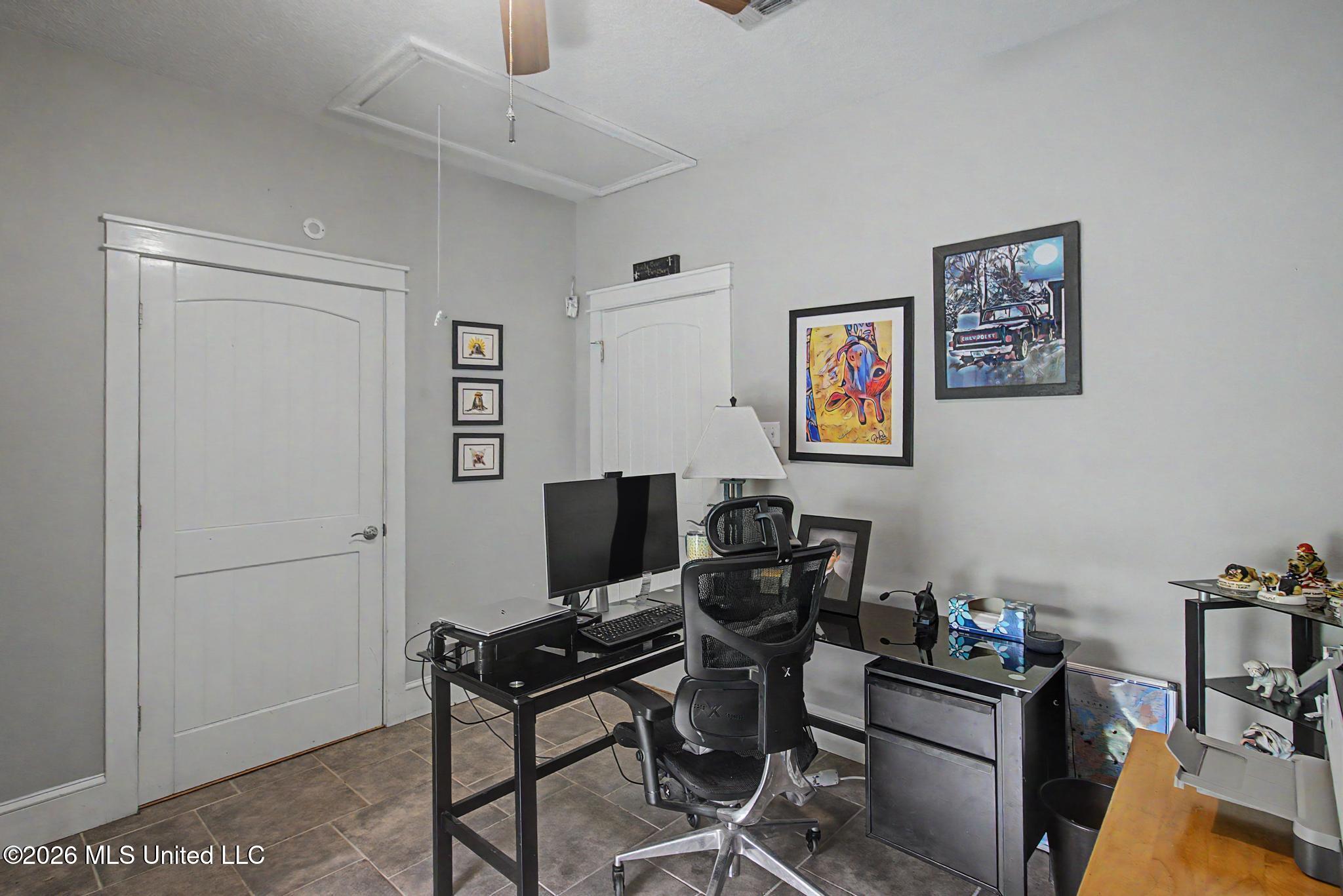 11353 Hattie K Drive Property Photo 16