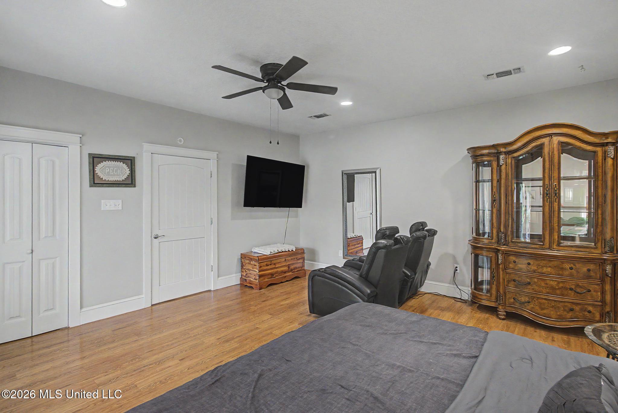 11353 Hattie K Drive Property Photo 18