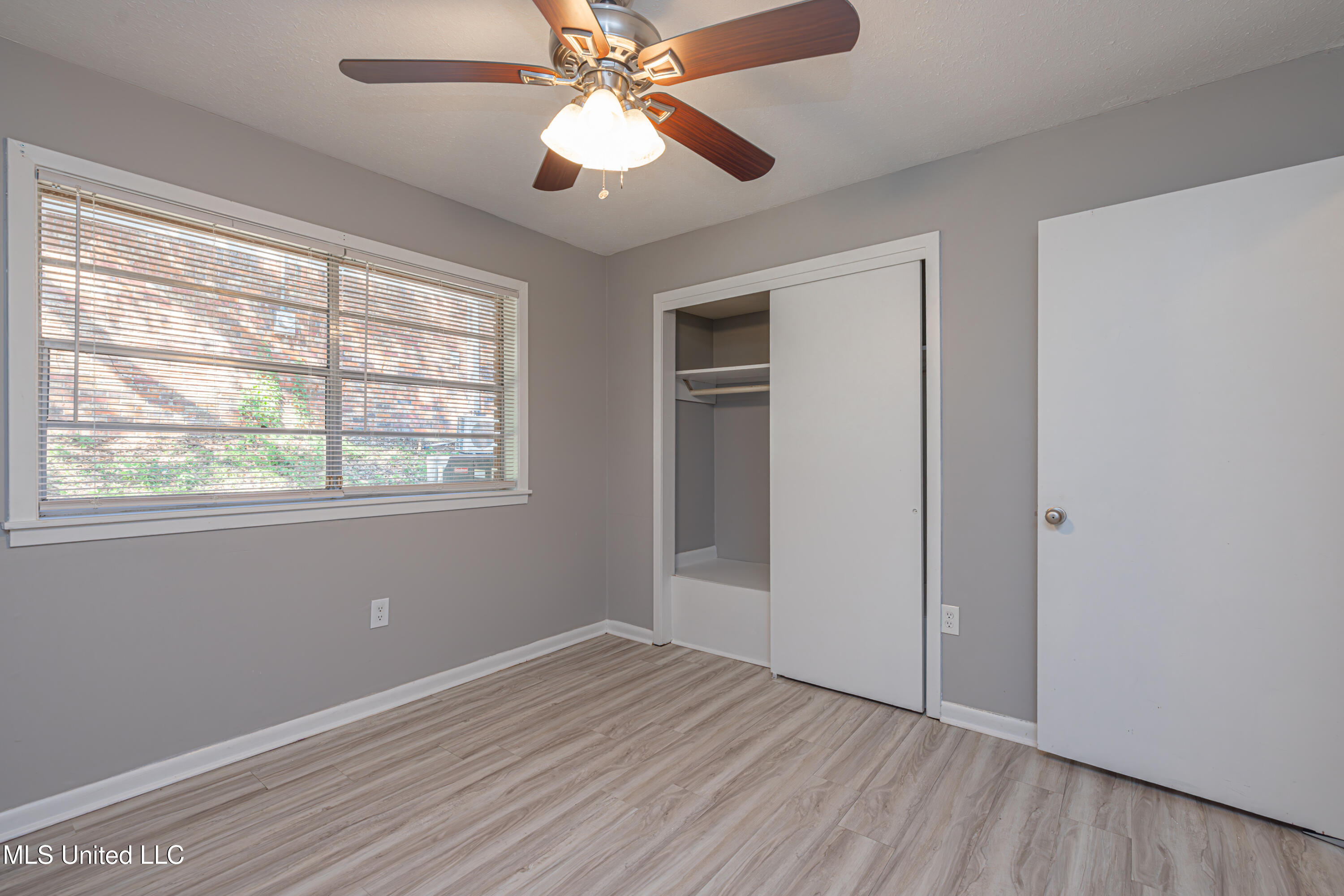 1011 Laurelwood Drive Property Photo 28