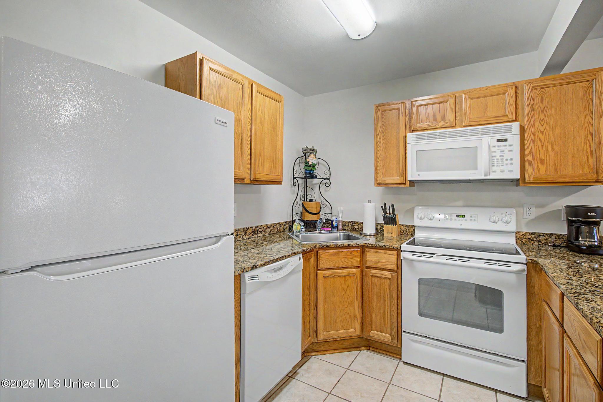 1664 Beach Boulevard Property Photo 7