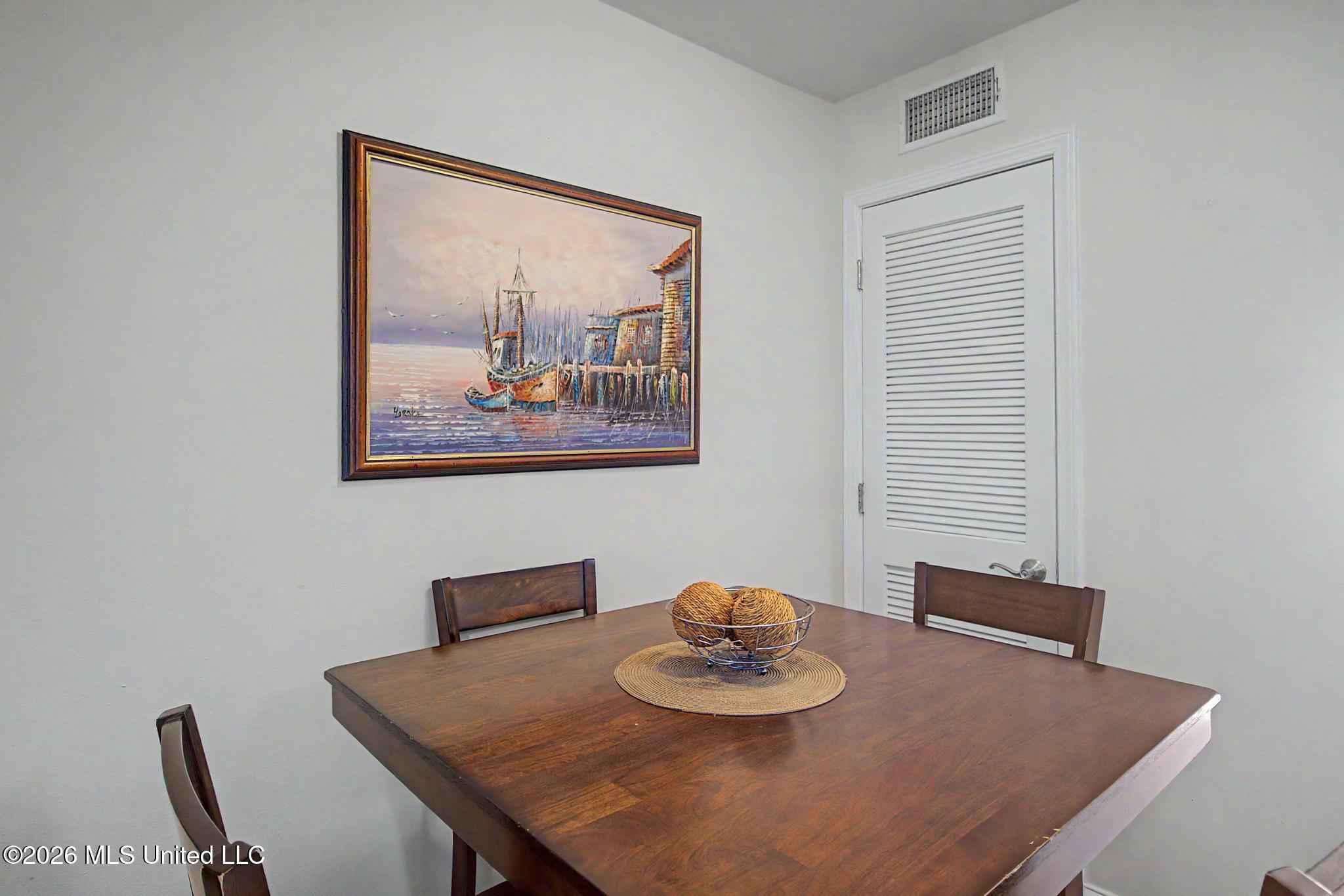 1664 Beach Boulevard Property Photo 8