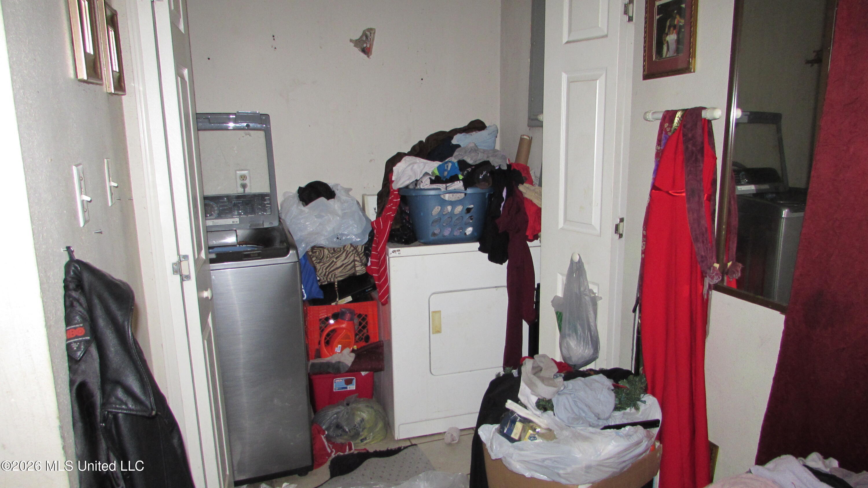 4011 Nassau Street Property Photo 3