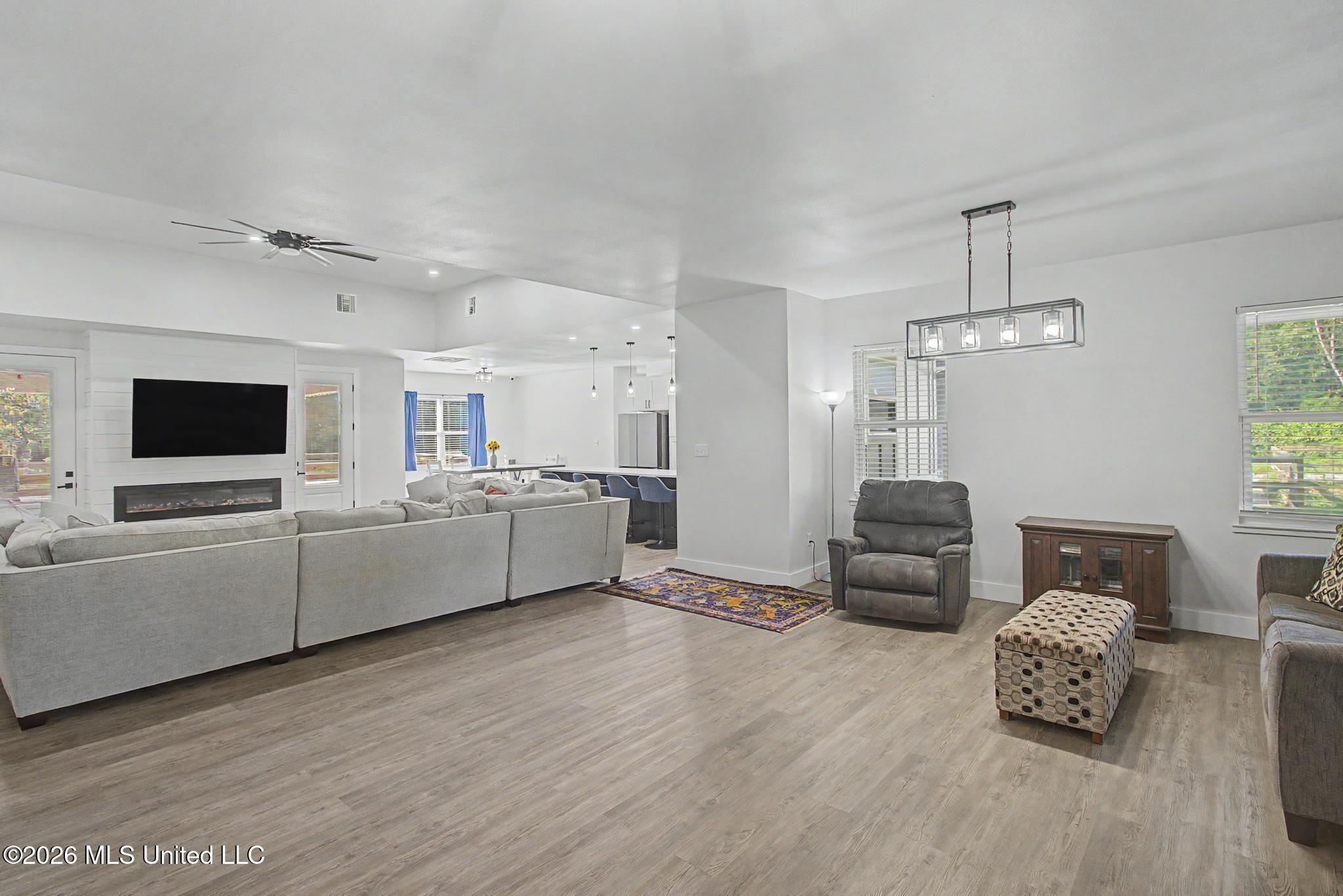 12496 Yet Road Property Photo 4