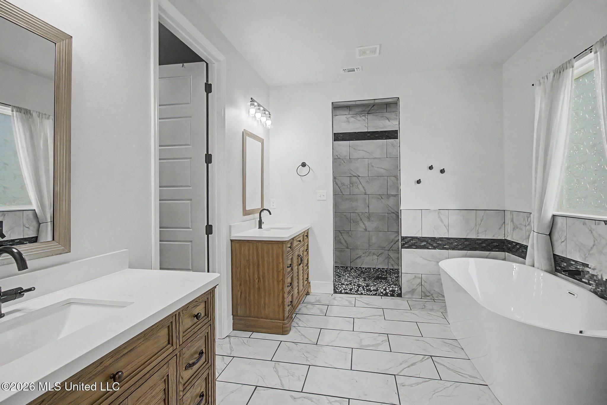 12496 Yet Road Property Photo 11