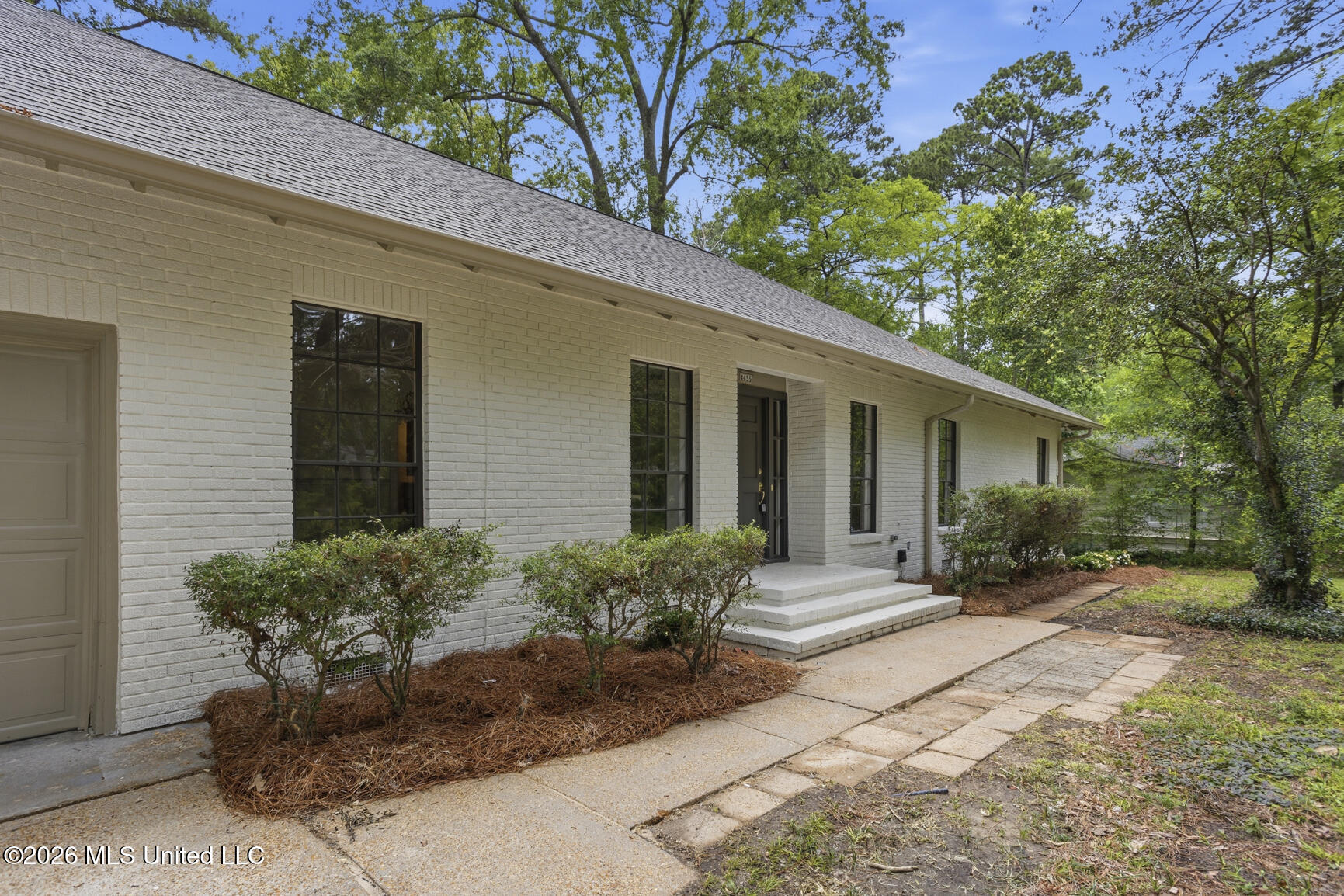 4455 E Ridge Drive Property Photo 4