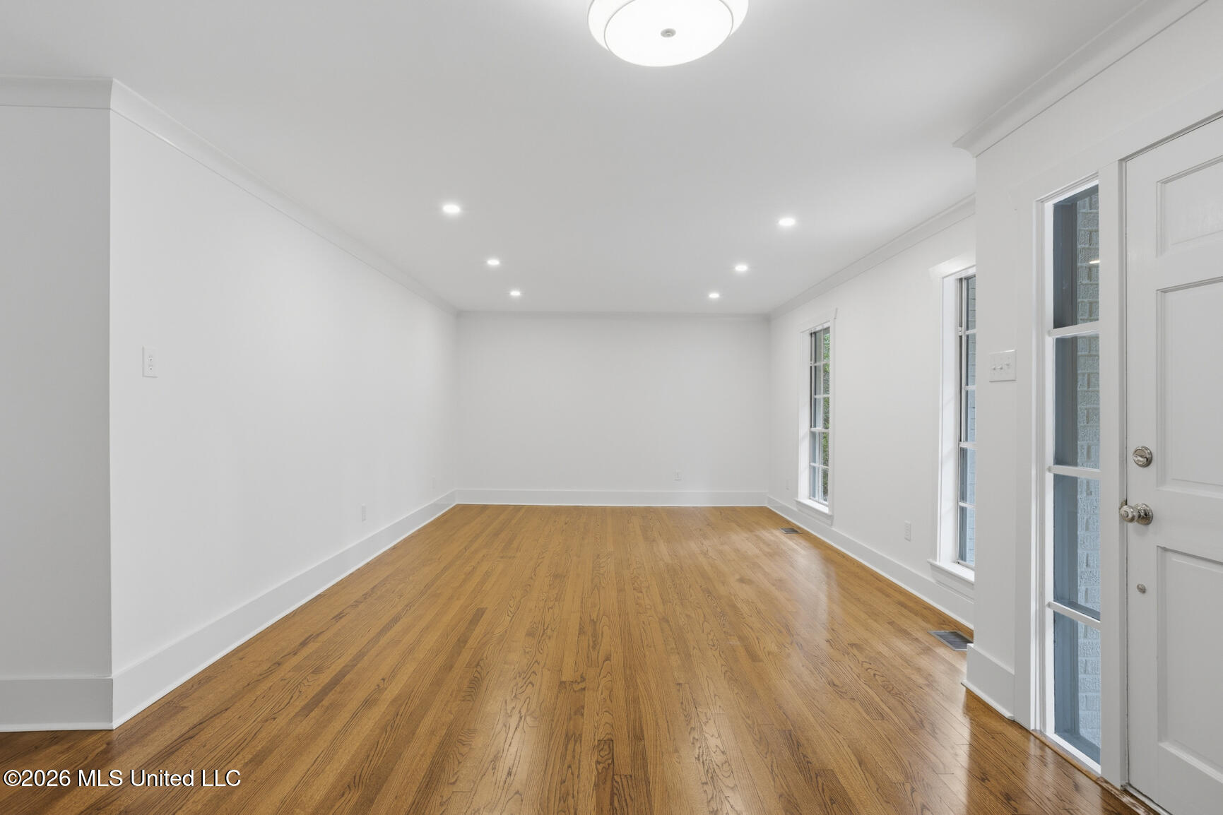 4455 E Ridge Drive Property Photo 5