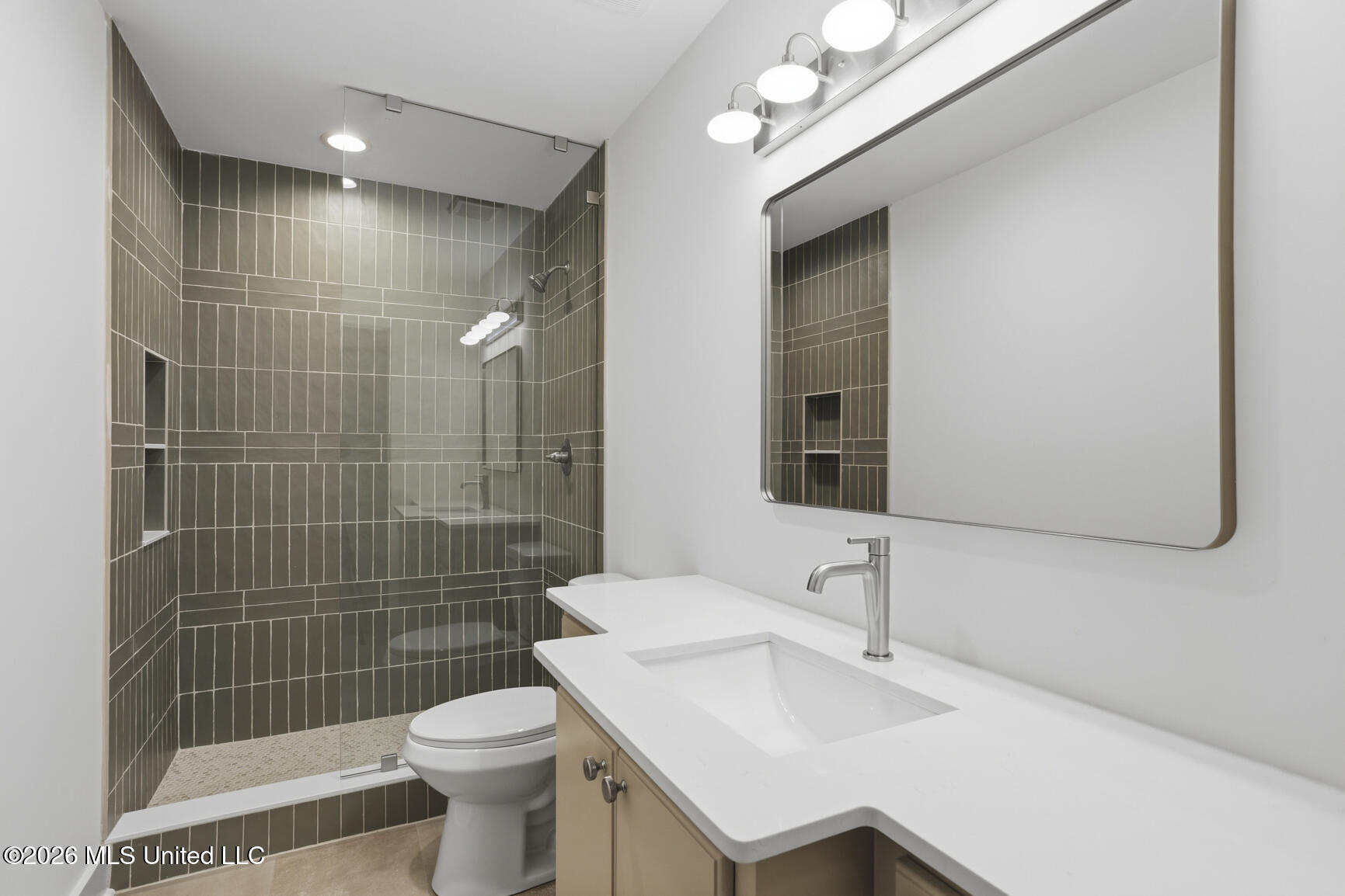 4455 E Ridge Drive Property Photo 28