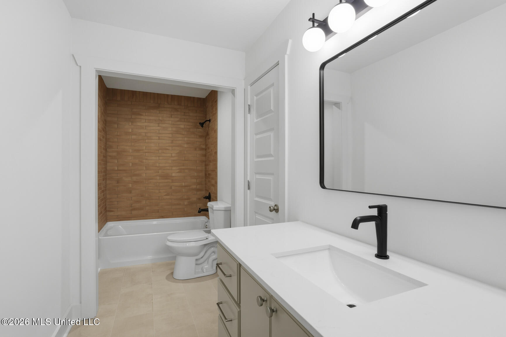 4455 E Ridge Drive Property Photo 36