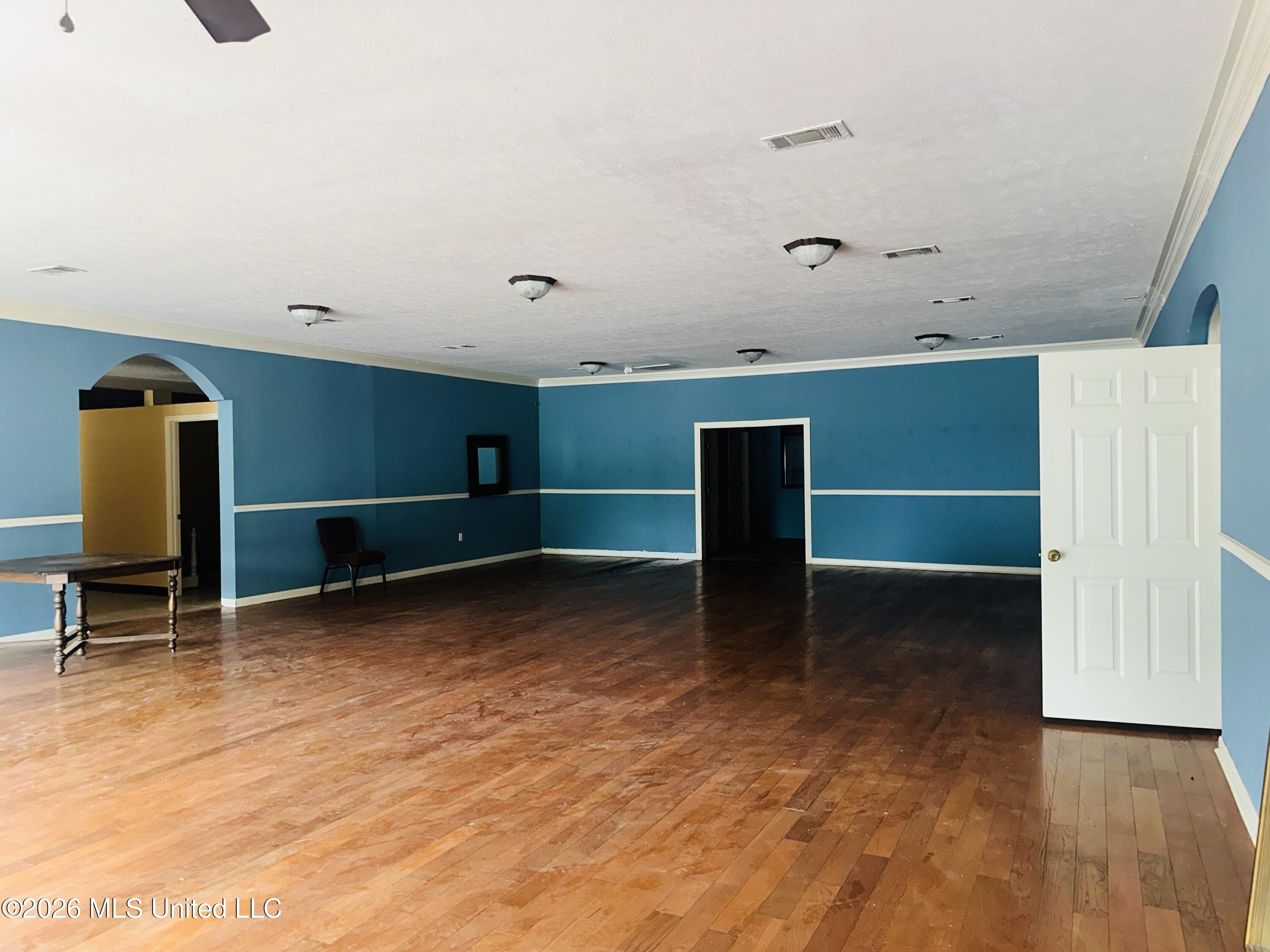 1201 Ingalls Avenue Property Photo 6