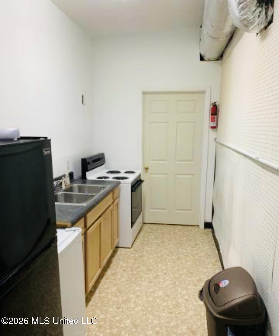 1201 Ingalls Avenue Property Photo 10
