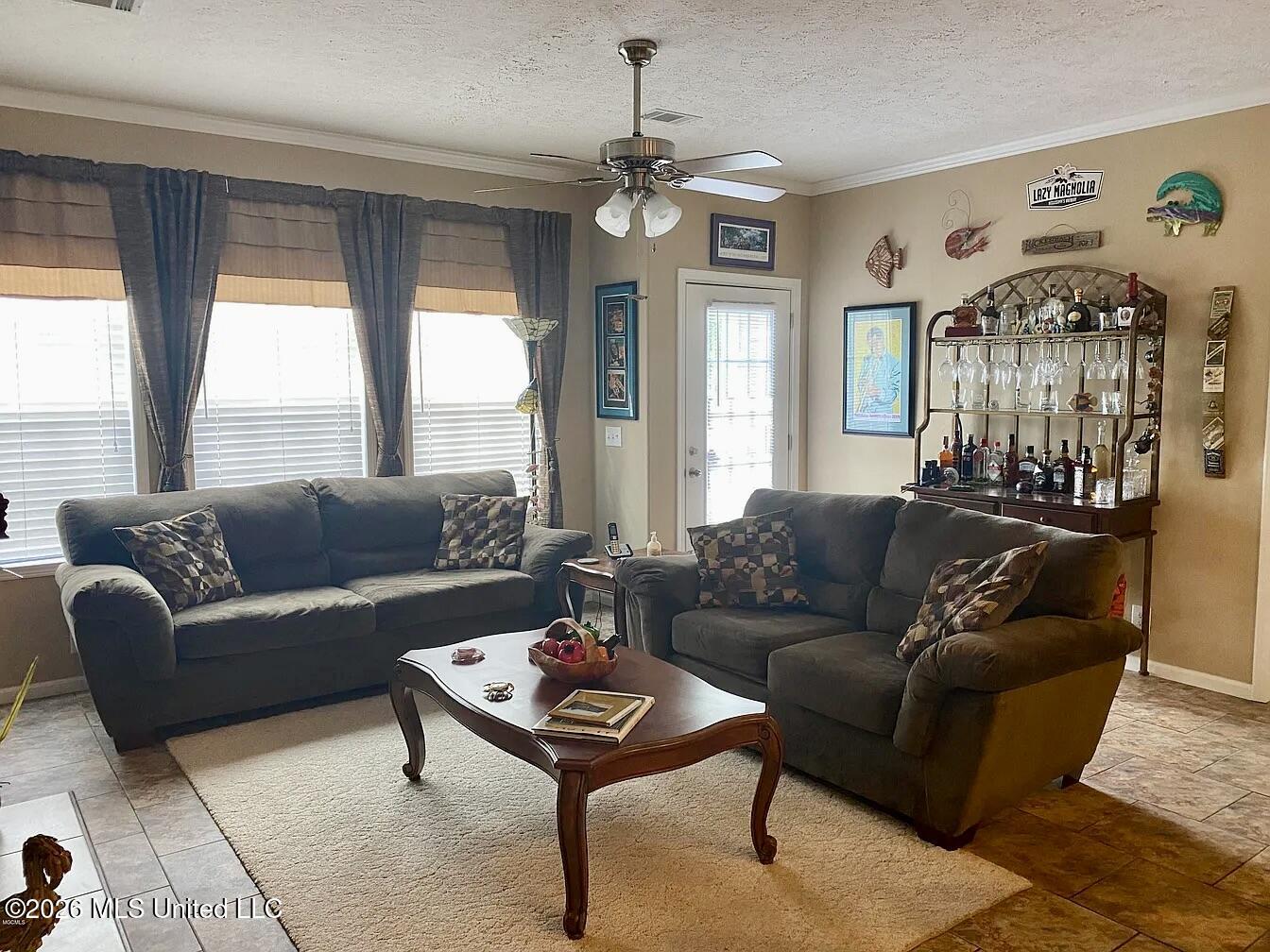 7019 Tarpon Lane Property Photo 7