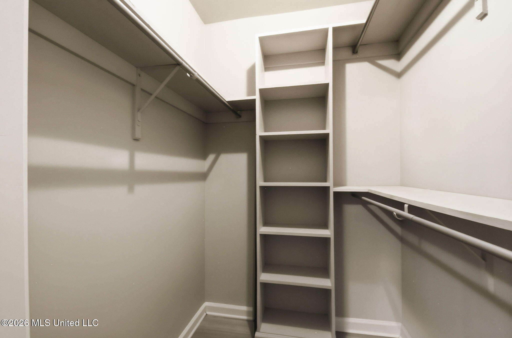 5870 Garden Walk Property Photo 19