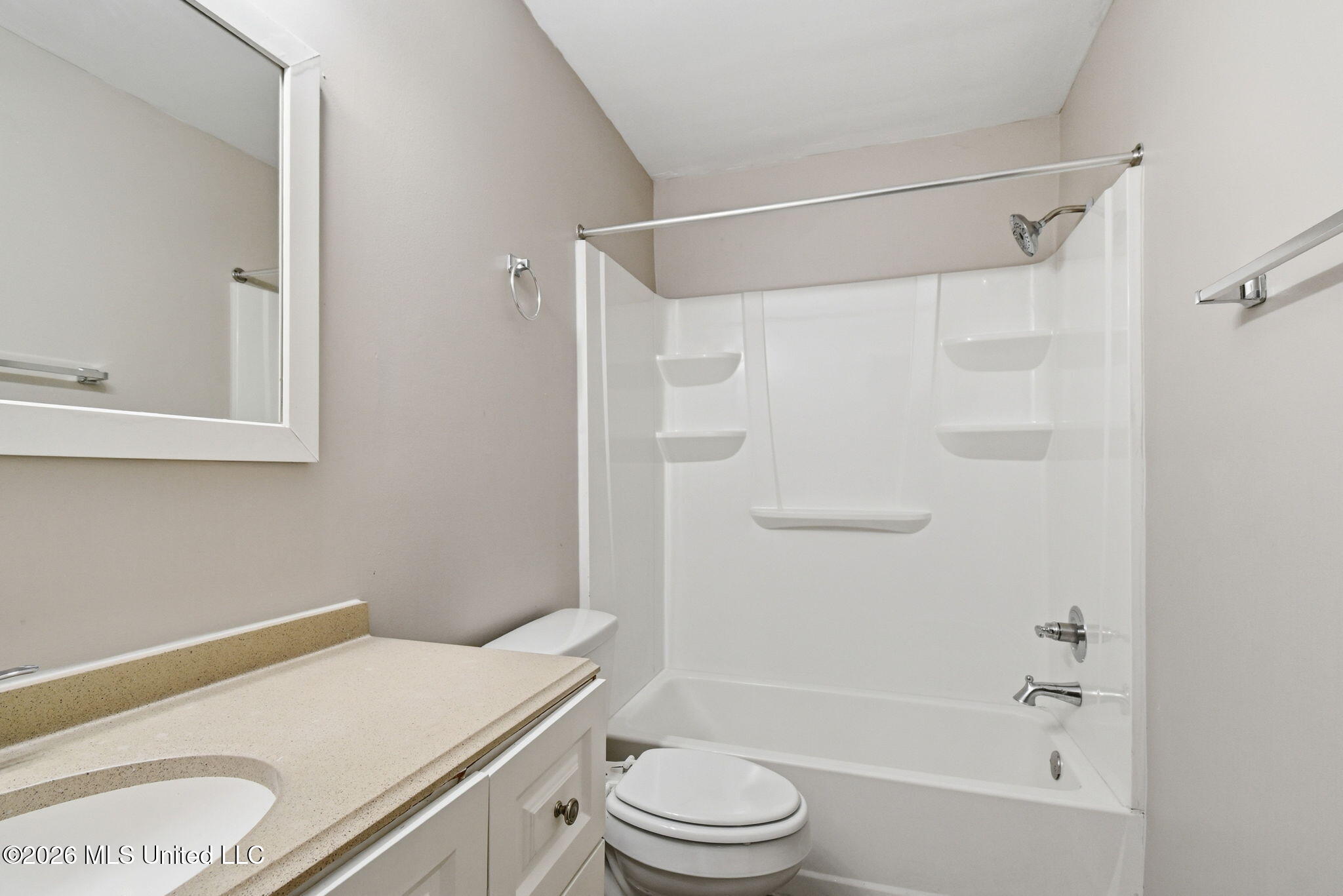 5870 Garden Walk Property Photo 22
