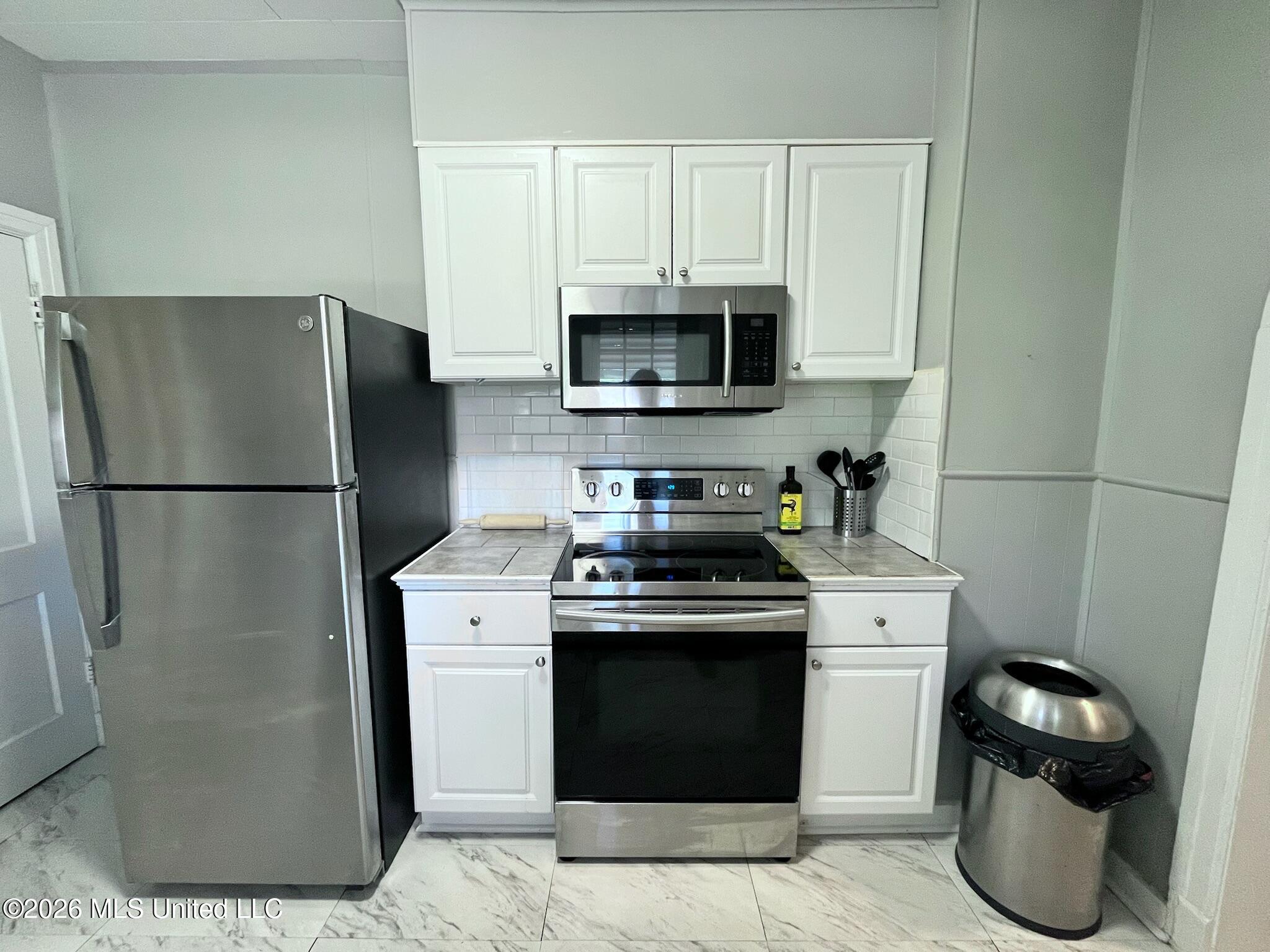 512 E Franklin Street Property Photo 16